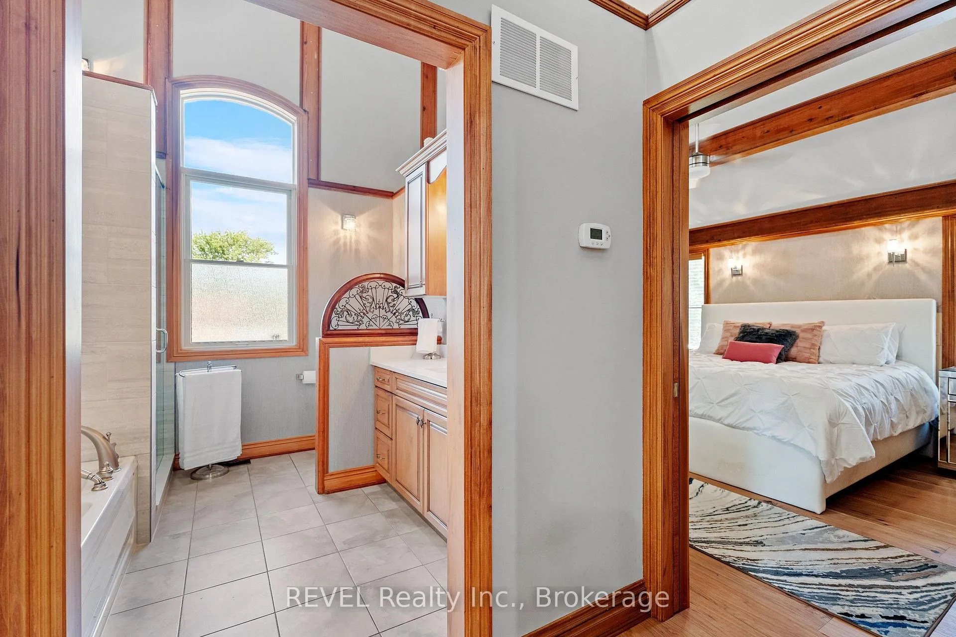 Photo 23 of 26 kingsway Street, Welland, Dain City — HOMEH