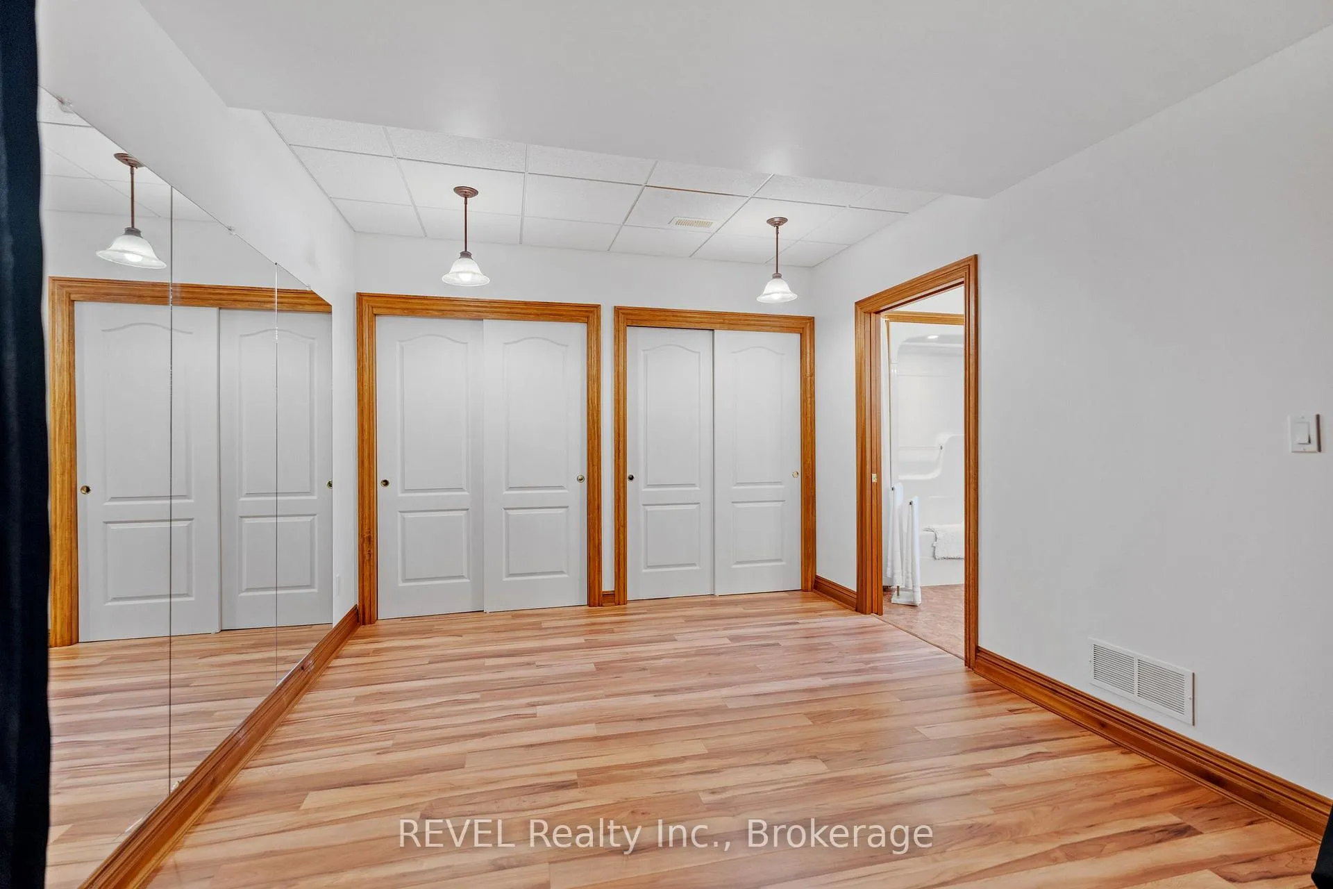 Photo 29 of 26 kingsway Street, Welland, Dain City — HOMEH