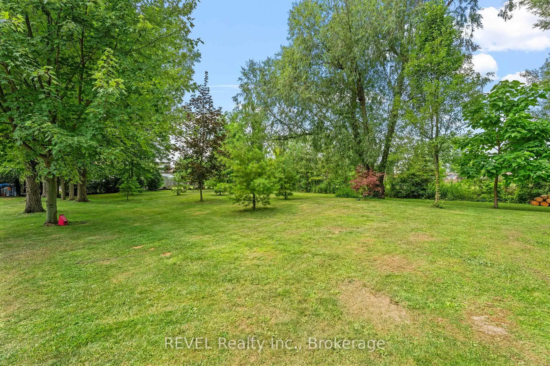 Photo 36 of 26 kingsway Street, Welland, Dain City — HOMEH