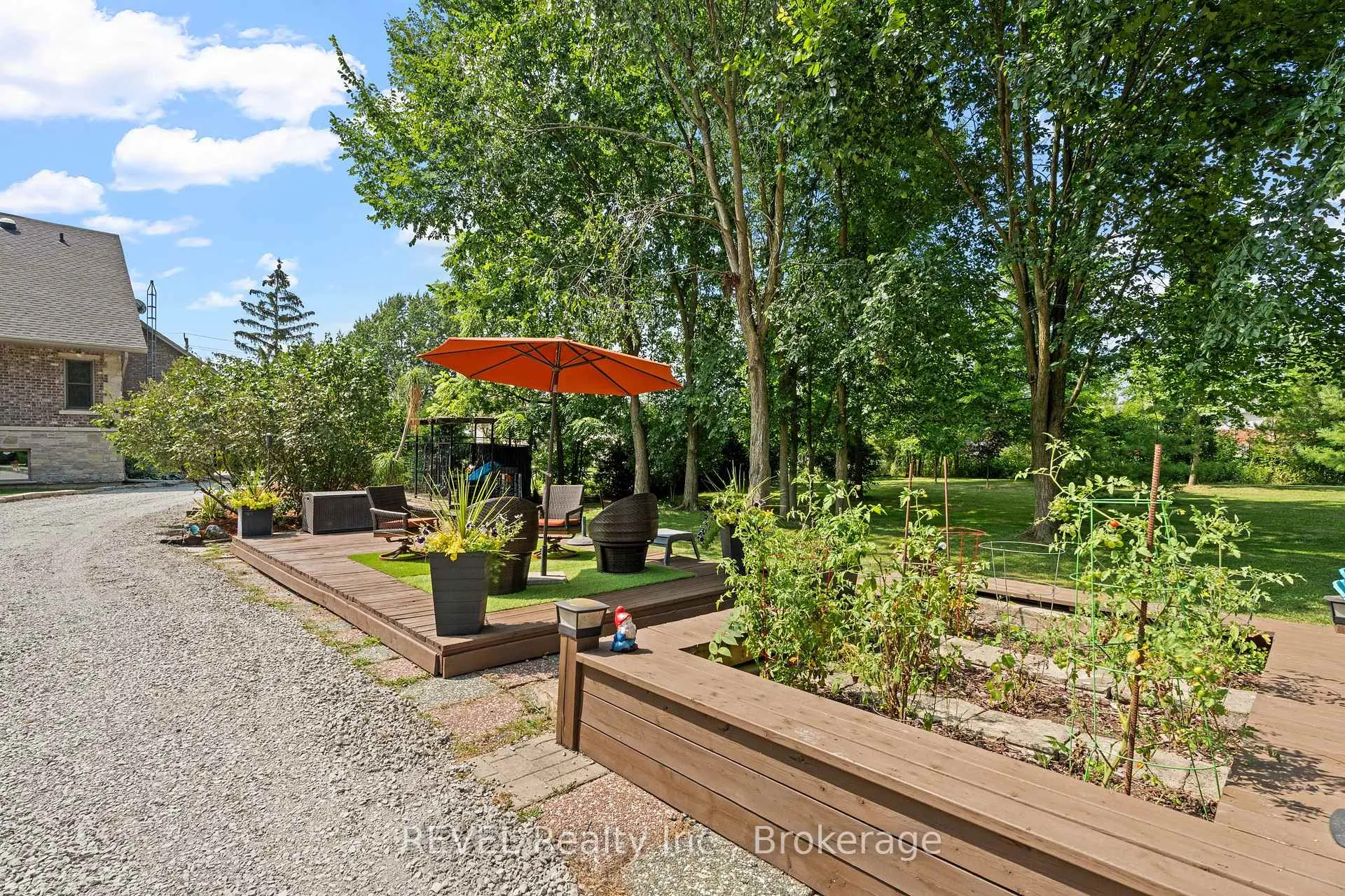 Photo 38 of 26 kingsway Street, Welland, Dain City — HOMEH