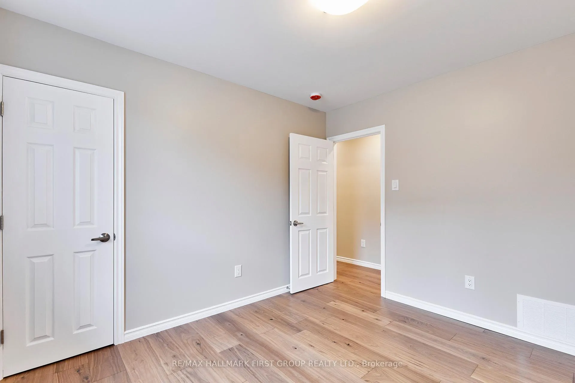 Photo 17 of 295 Baldwin Street, Oshawa, Donevan — HOMEH
