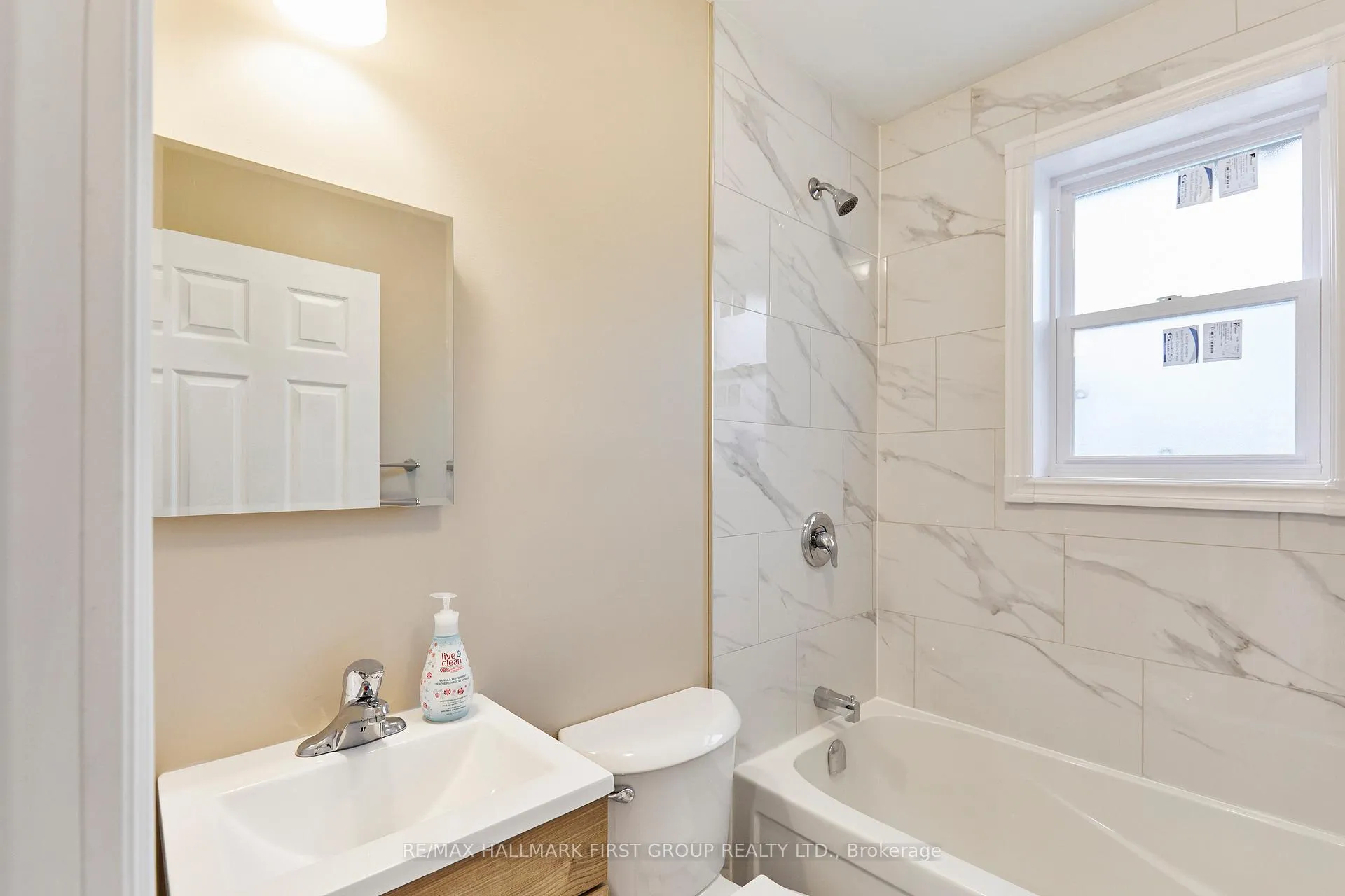 Photo 18 of 295 Baldwin Street, Oshawa, Donevan — HOMEH