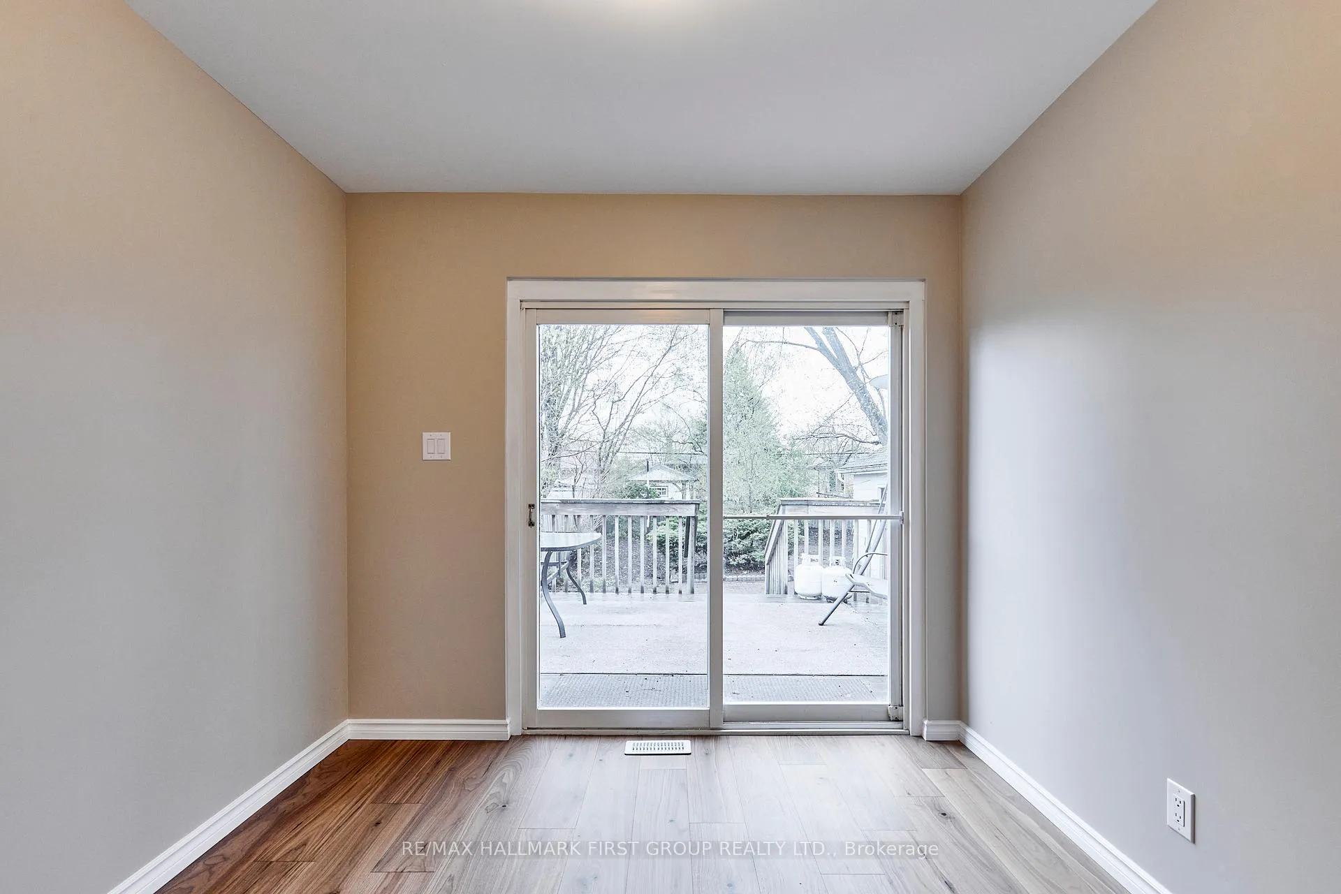 Photo 23 of 295 Baldwin Street, Oshawa, Donevan — HOMEH