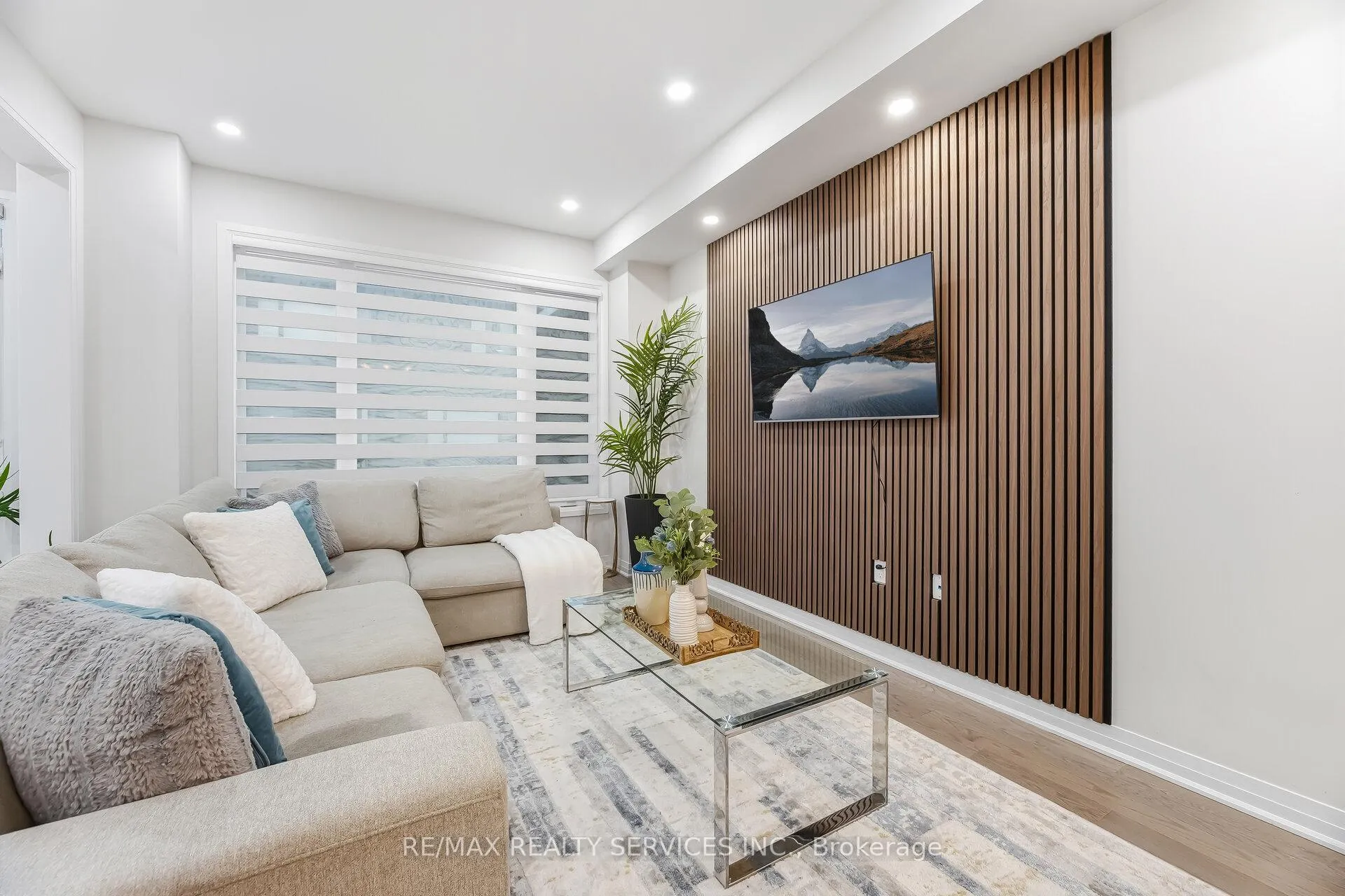 Photo 8 of 14 Gibson Drive, Erin — HOMEH