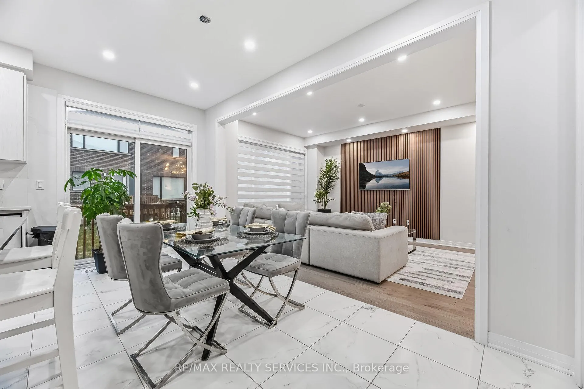 Photo 11 of 14 Gibson Drive, Erin — HOMEH