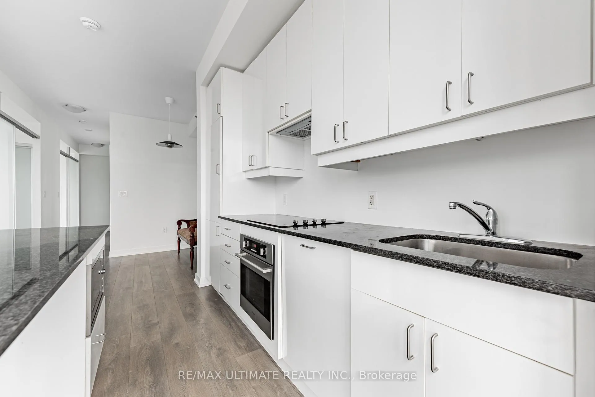 Photo 4 of Unit 3508, 426 University Avenue, Toronto, Kensington-Chinatown — HOMEH