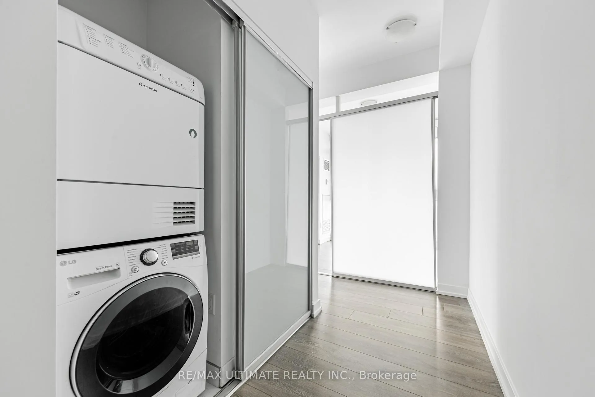 Photo 17 of Unit 3508, 426 University Avenue, Toronto, Kensington-Chinatown — HOMEH