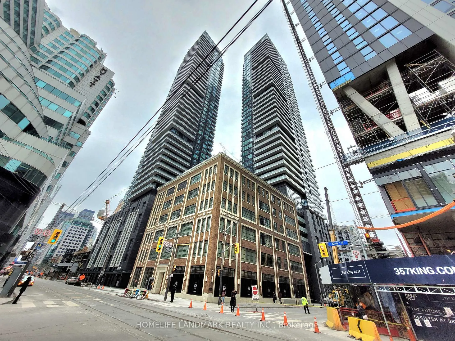Photo 2 of Unit 4609, 115 Blue Jays Way, Toronto, Waterfront Communities — HOMEH