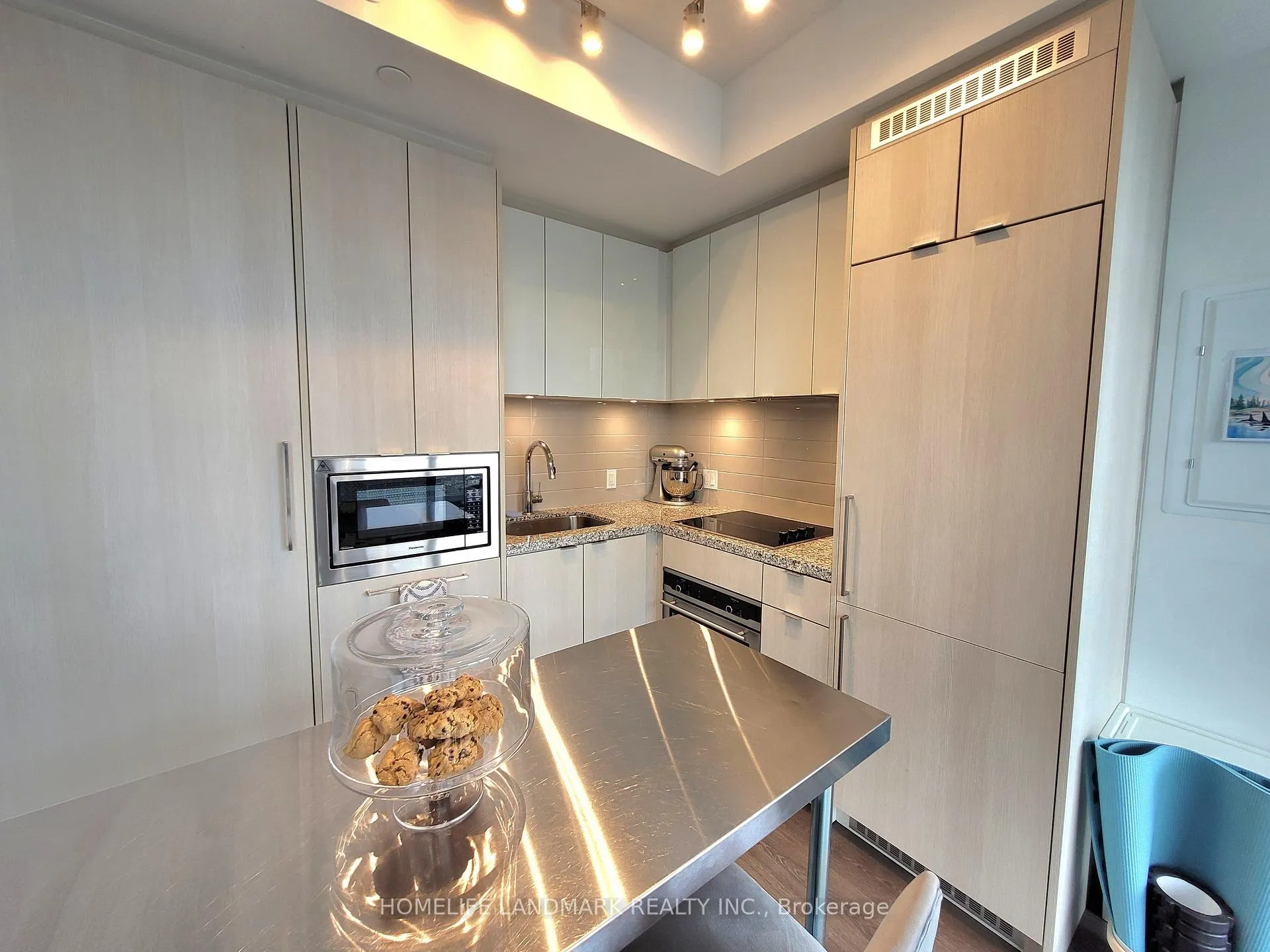 Photo 15 of Unit 4609, 115 Blue Jays Way, Toronto, Waterfront Communities — HOMEH