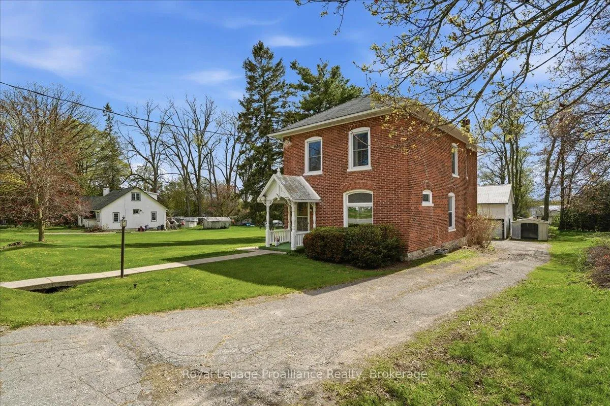 Photo 4 of 184 Edward Street, Stirling-Rawdon, Stirling Ward — HOMEH