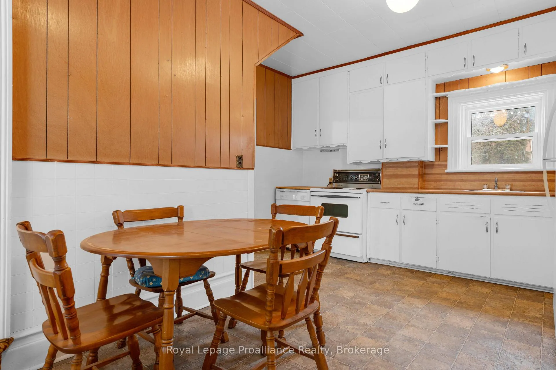 Photo 22 of 184 Edward Street, Stirling-Rawdon, Stirling Ward — HOMEH