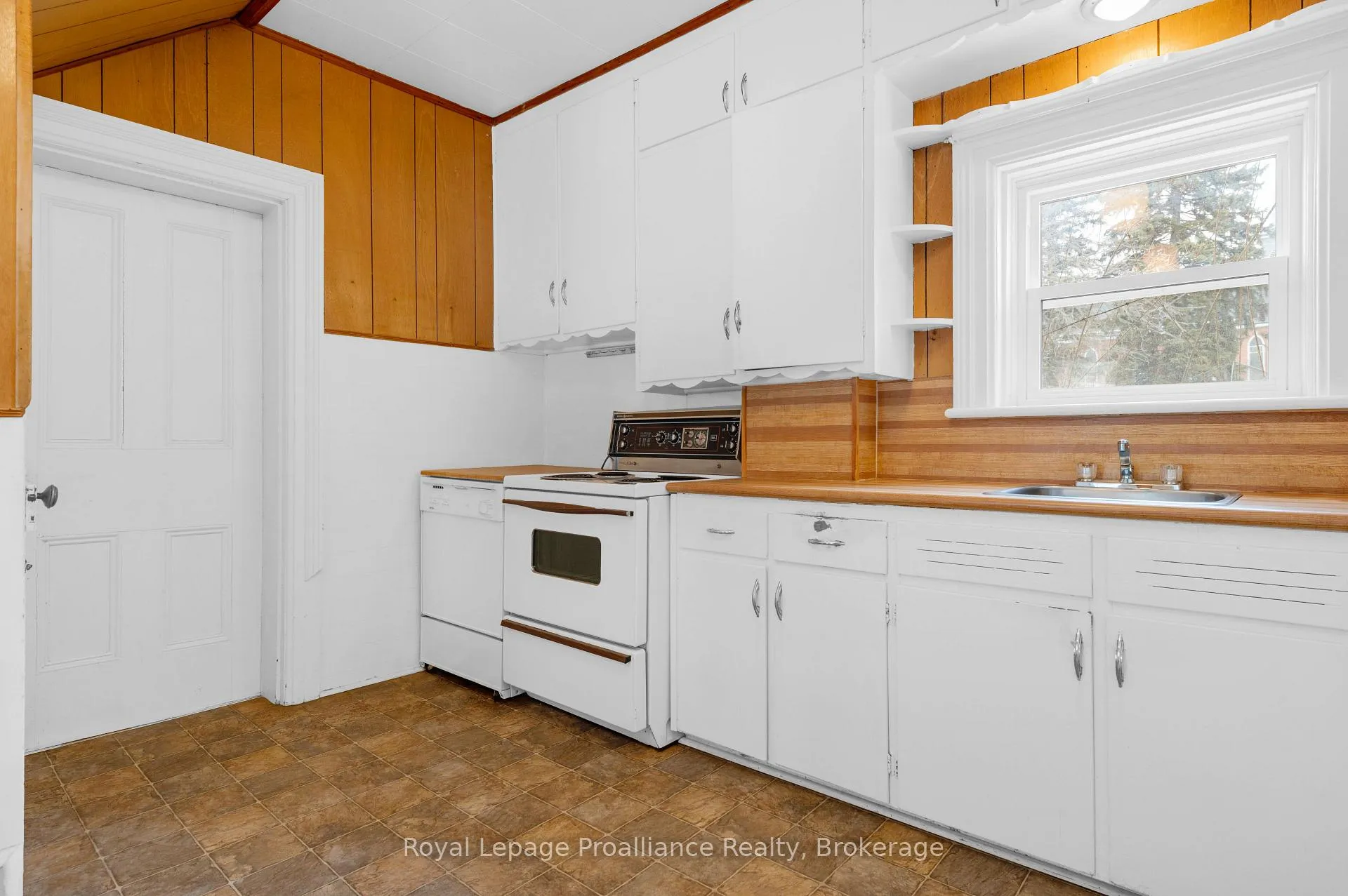 Photo 26 of 184 Edward Street, Stirling-Rawdon, Stirling Ward — HOMEH