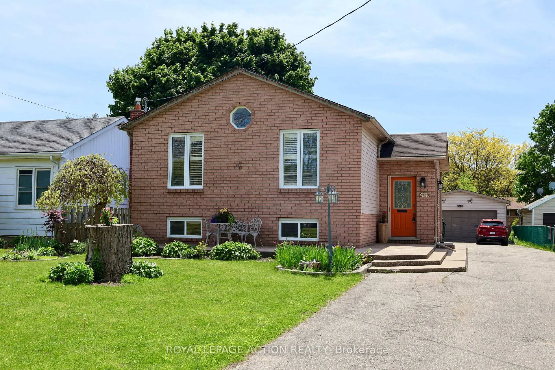 Photo 1 of 71 Barnes Avenue, Brantford — HOMEH
