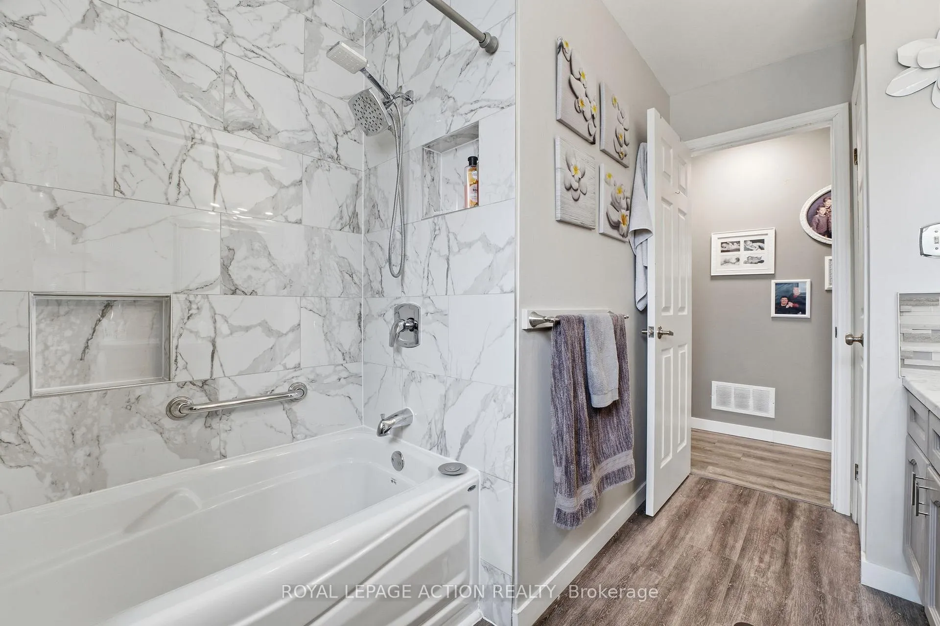 Photo 15 of 71 Barnes Avenue, Brantford — HOMEH