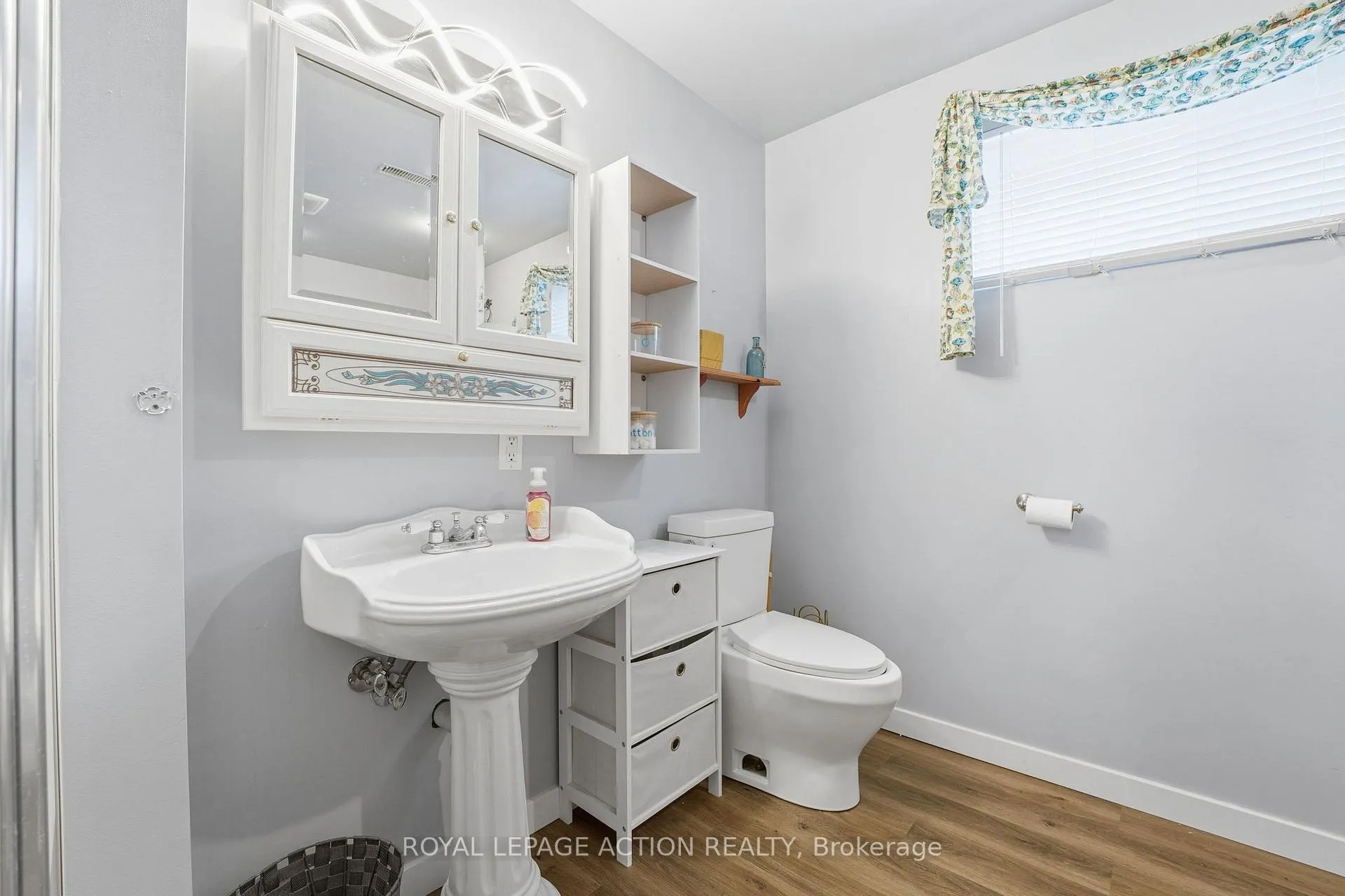 Photo 21 of 71 Barnes Avenue, Brantford — HOMEH