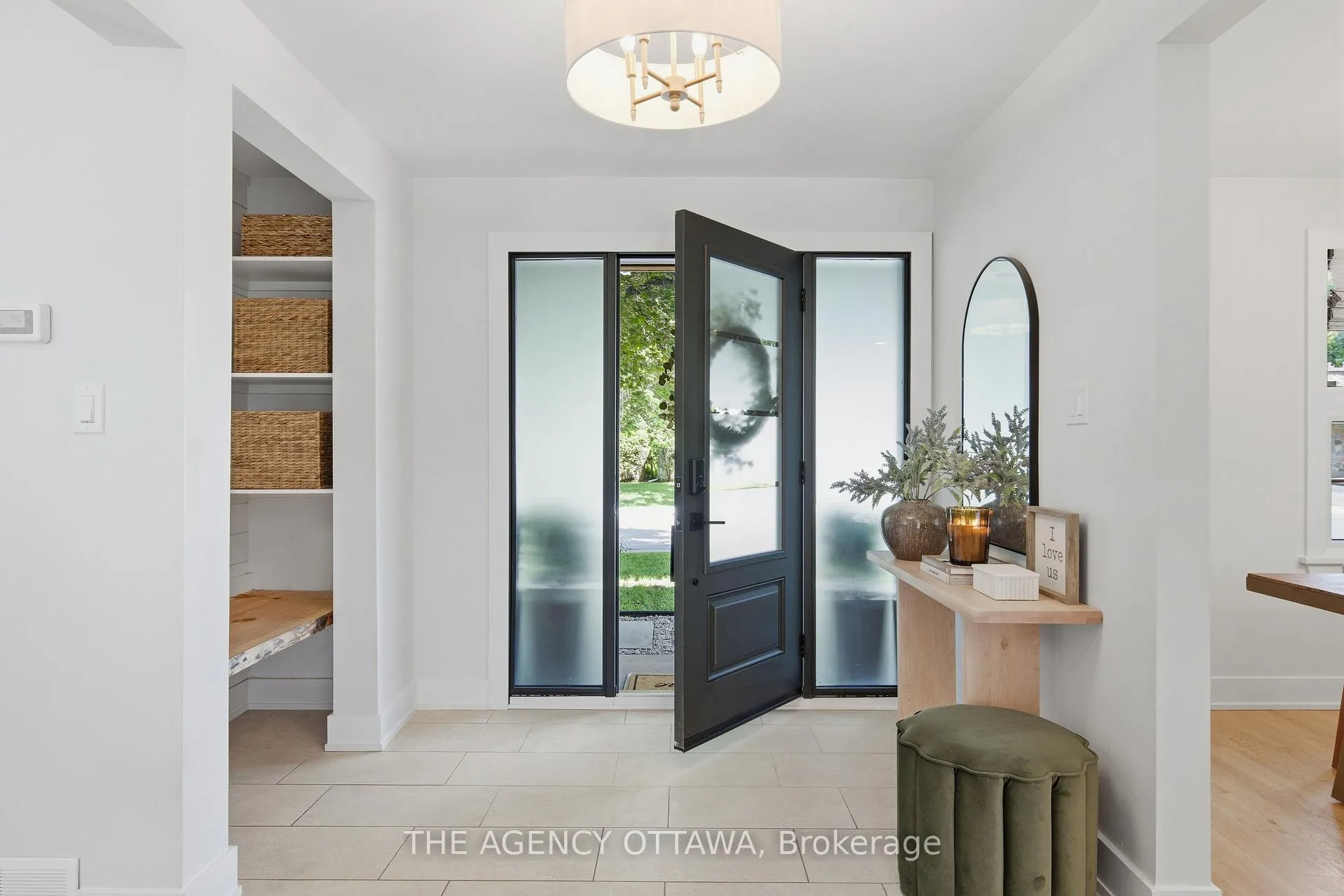 Photo 10 of 2184 Delmar Drive, Ottawa, Playfair Park — HOMEH