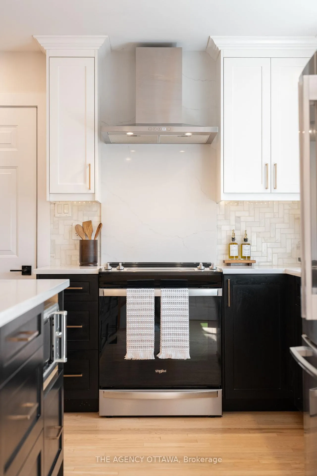 Photo 18 of 2184 Delmar Drive, Ottawa, Playfair Park — HOMEH