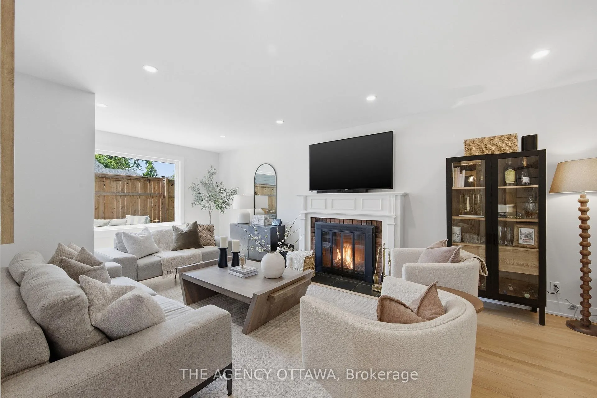 Photo 20 of 2184 Delmar Drive, Ottawa, Playfair Park — HOMEH