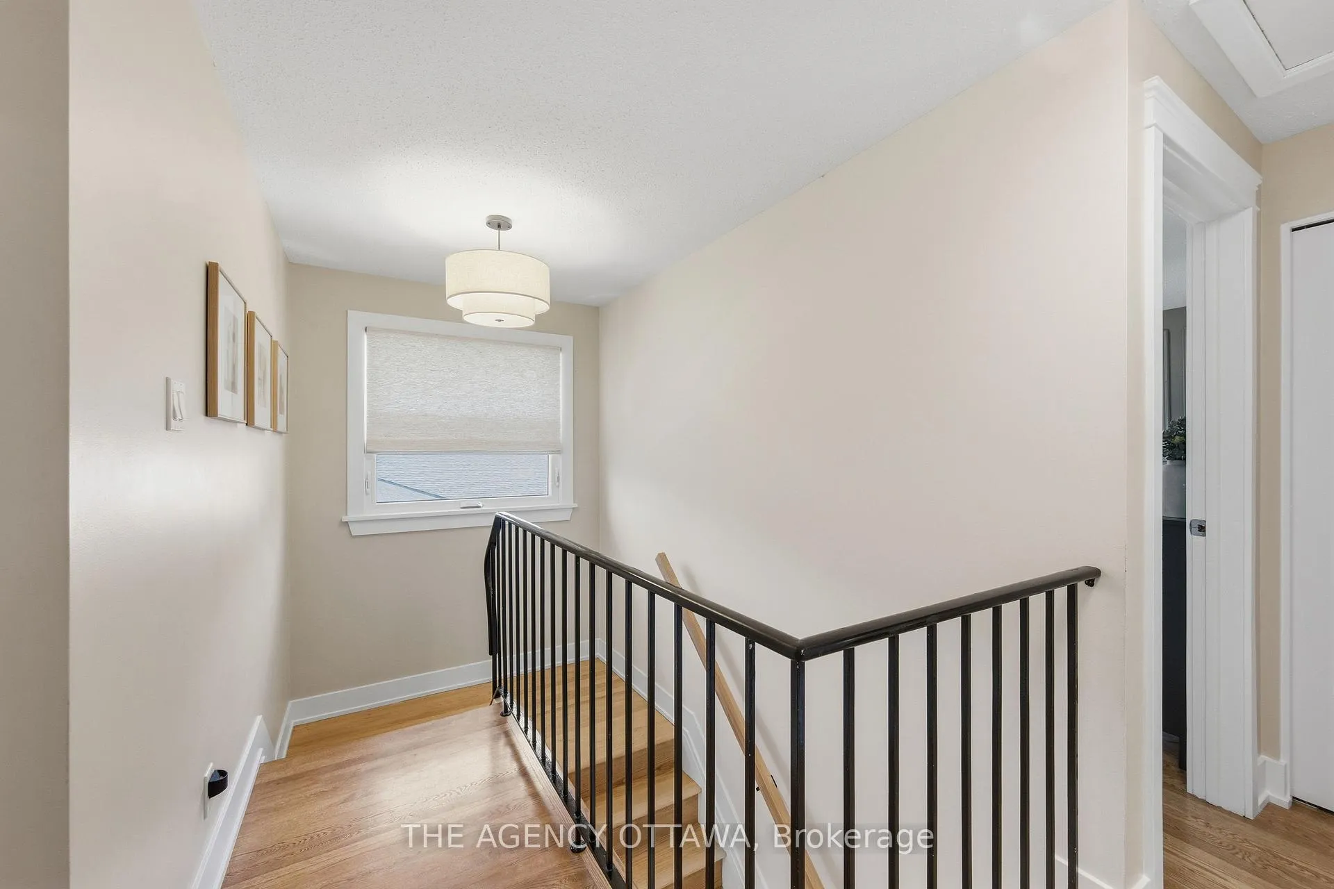 Photo 23 of 2184 Delmar Drive, Ottawa, Playfair Park — HOMEH