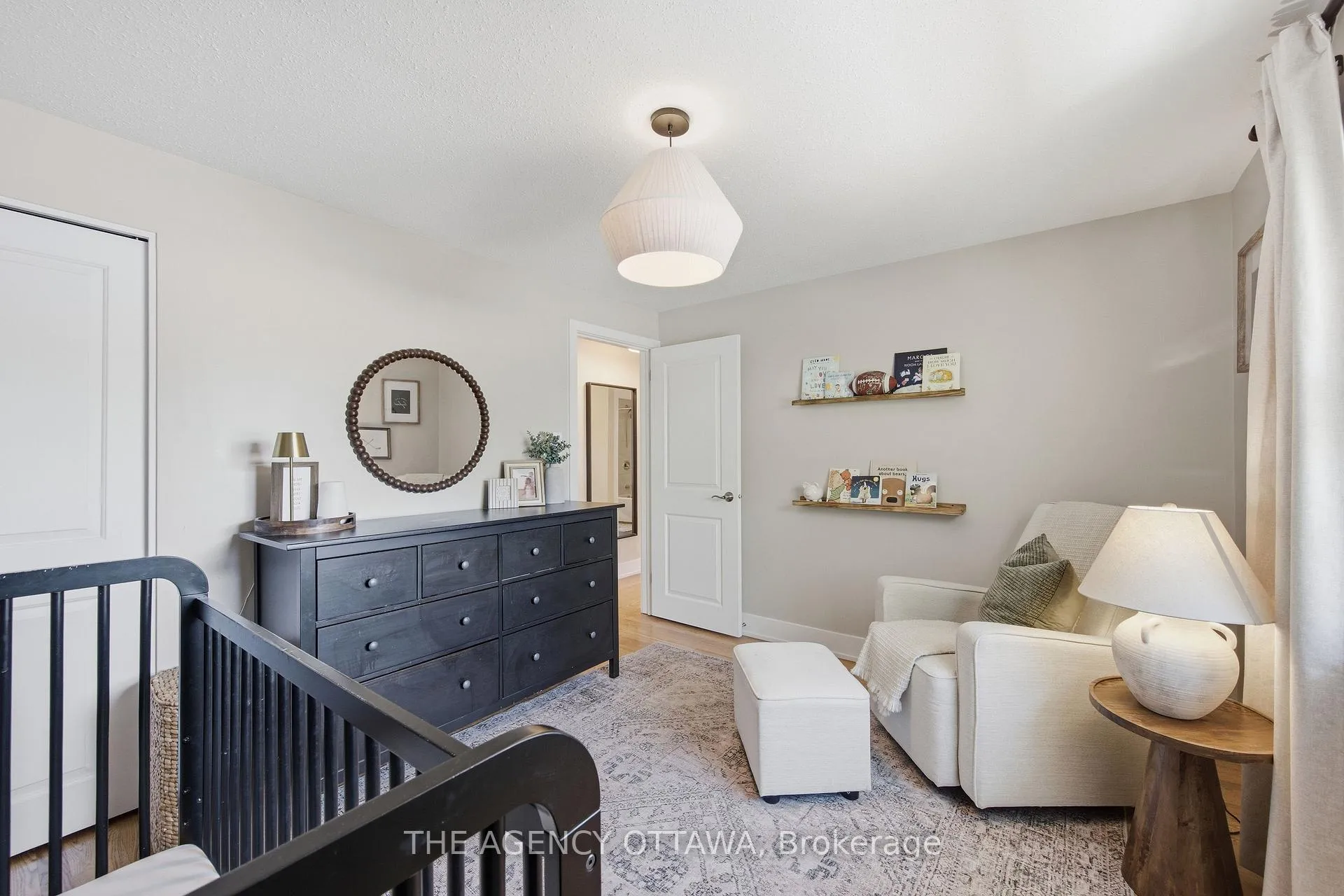 Photo 26 of 2184 Delmar Drive, Ottawa, Playfair Park — HOMEH