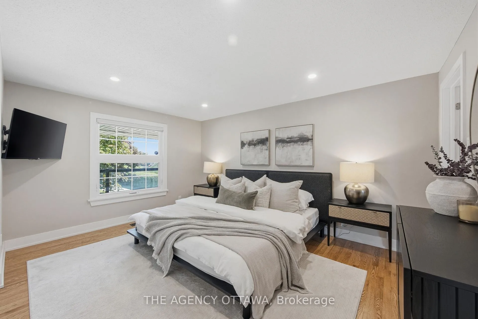 Photo 34 of 2184 Delmar Drive, Ottawa, Playfair Park — HOMEH