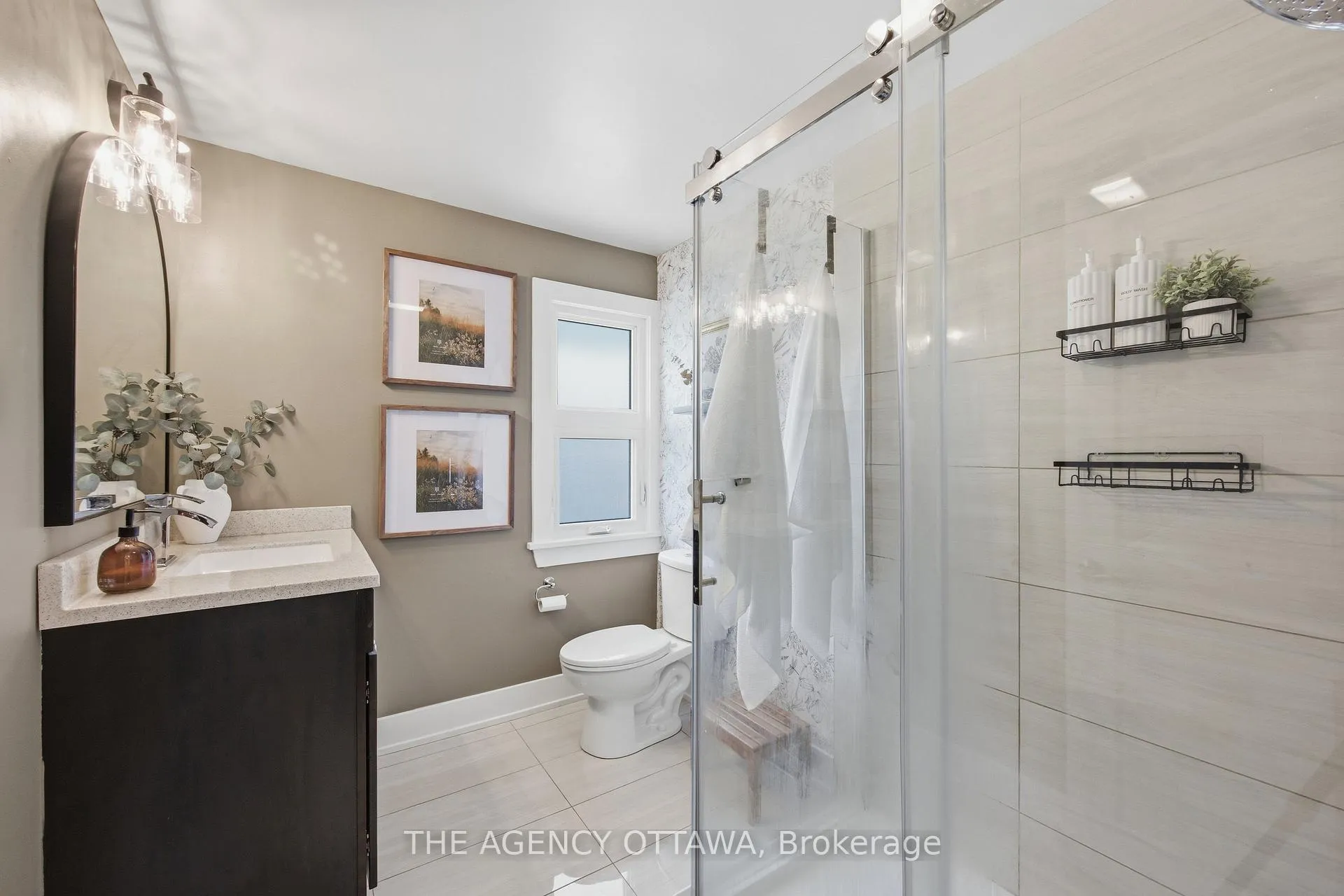 Photo 37 of 2184 Delmar Drive, Ottawa, Playfair Park — HOMEH