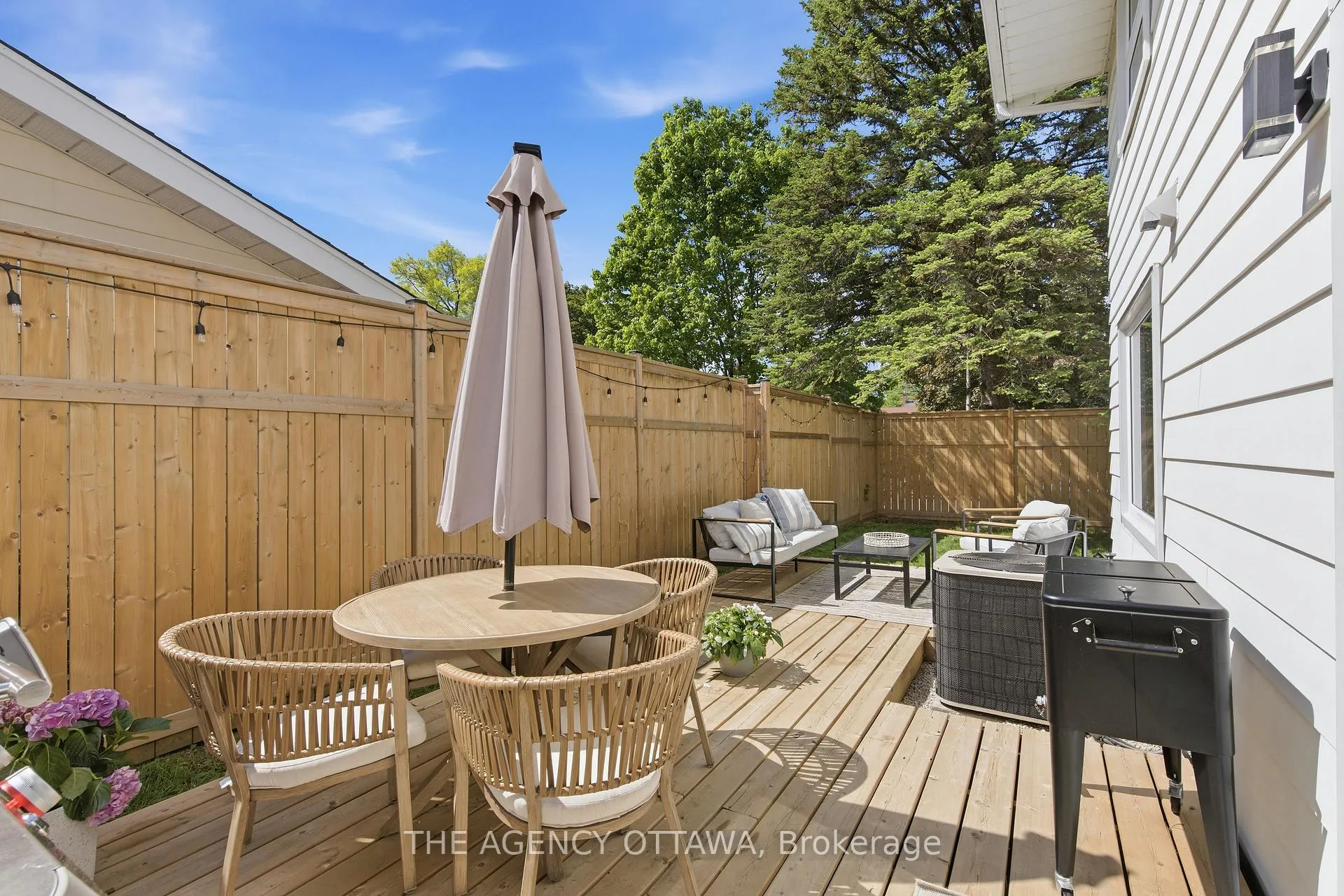 Photo 43 of 2184 Delmar Drive, Ottawa, Playfair Park — HOMEH
