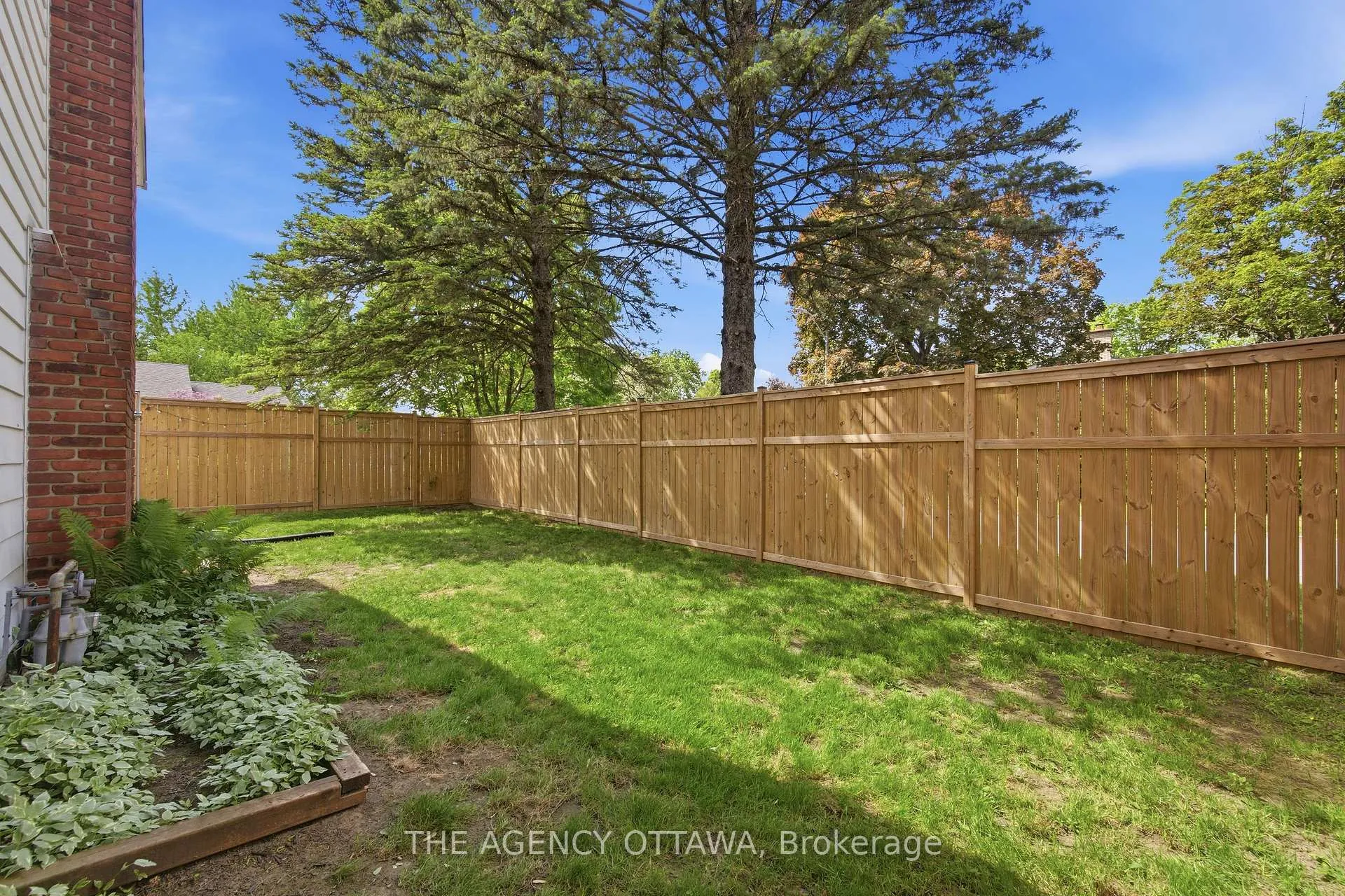 Photo 46 of 2184 Delmar Drive, Ottawa, Playfair Park — HOMEH