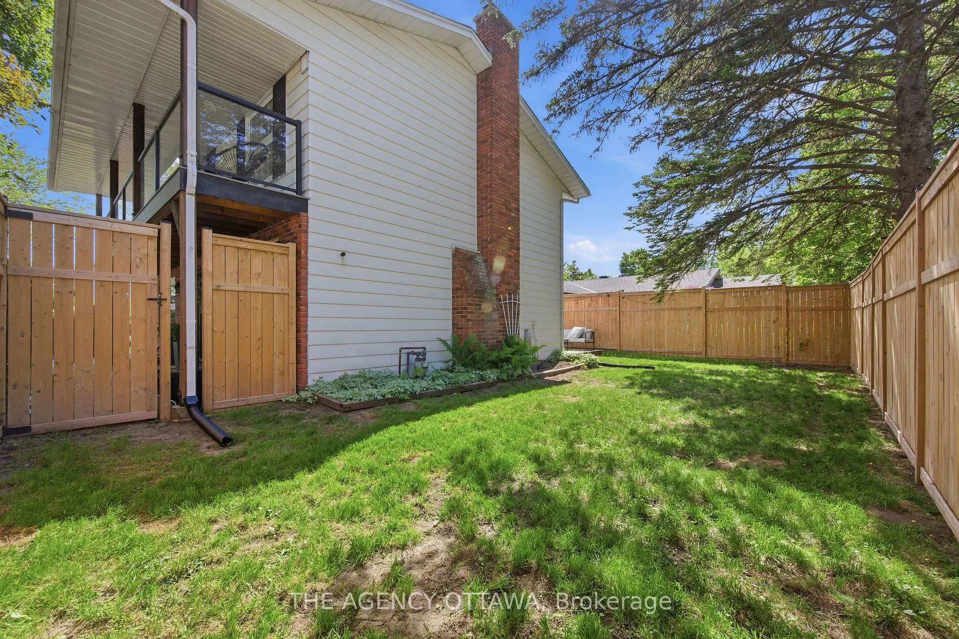 Photo 47 of 2184 Delmar Drive, Ottawa, Playfair Park — HOMEH