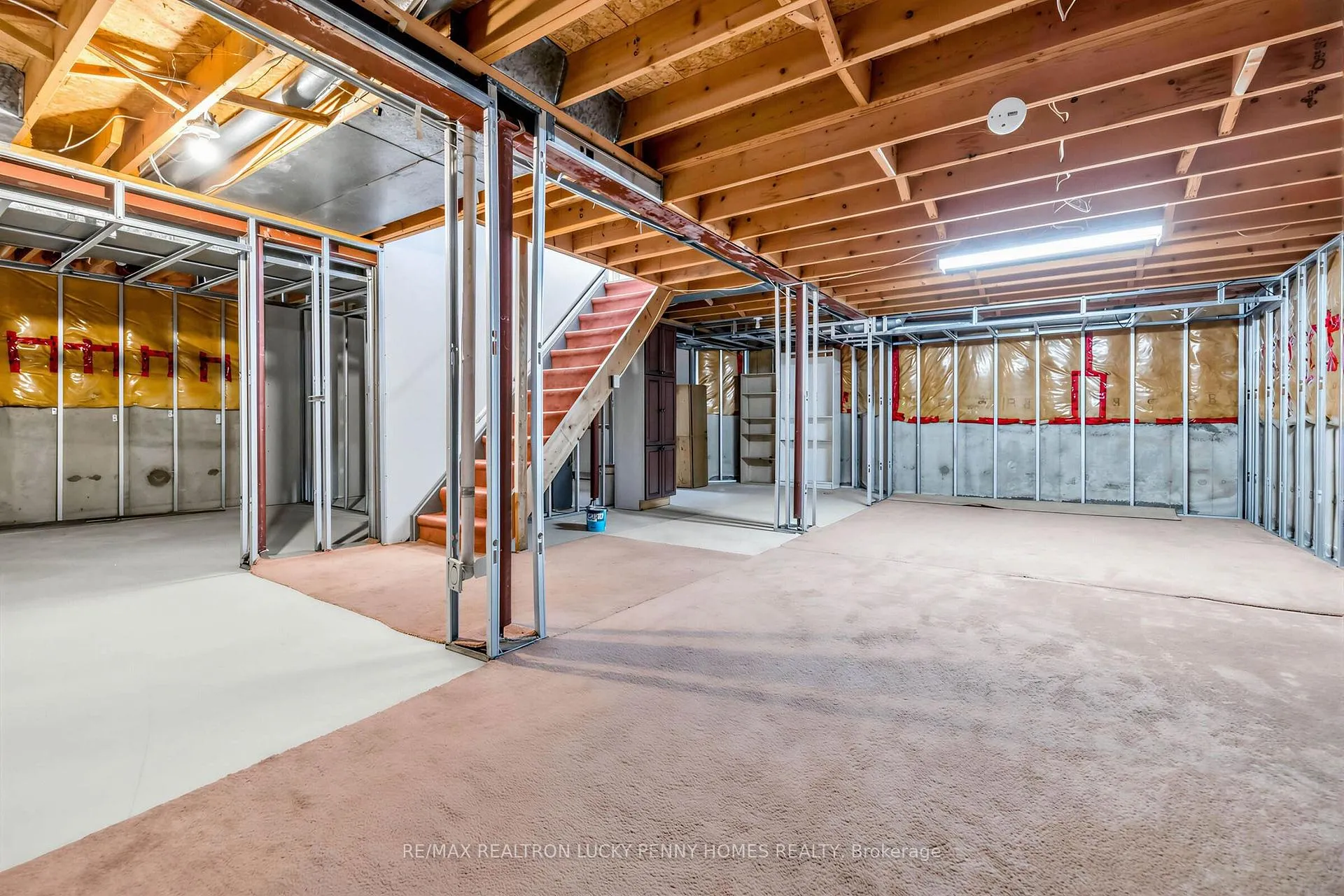 Photo 26 of 19 Norwich Drive, Markham, Raymerville — HOMEH