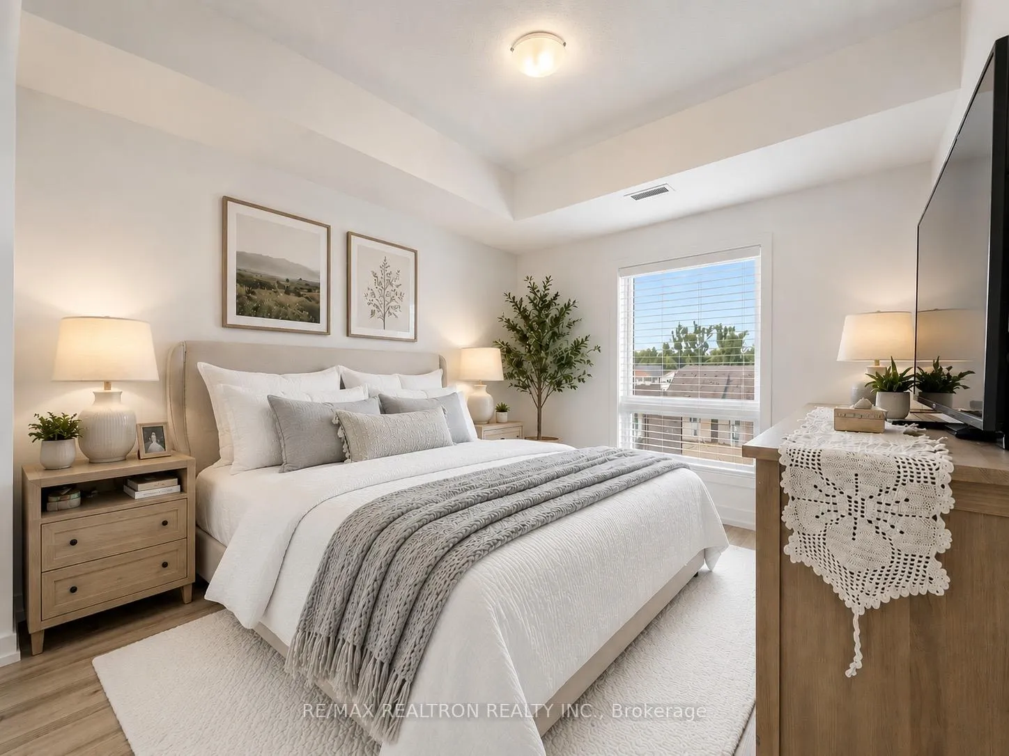 Photo 14 of Unit 408, 10 Culinary Lane, Barrie, Rural Barrie Southeast — HOMEH