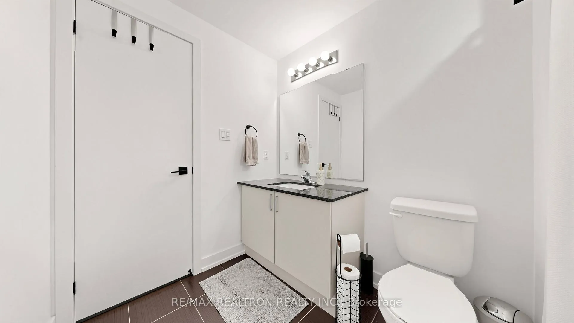 Photo 17 of Unit 408, 10 Culinary Lane, Barrie, Rural Barrie Southeast — HOMEH