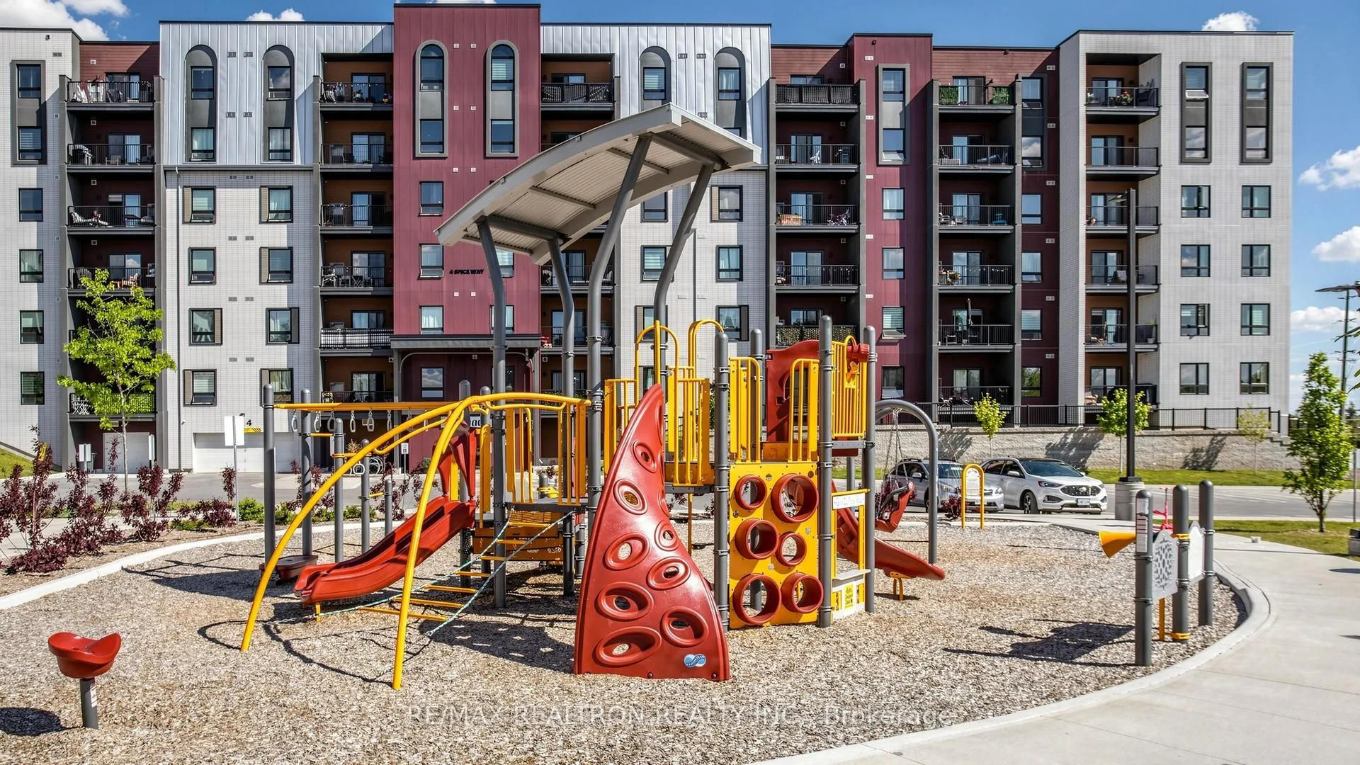 Photo 26 of Unit 408, 10 Culinary Lane, Barrie, Rural Barrie Southeast — HOMEH