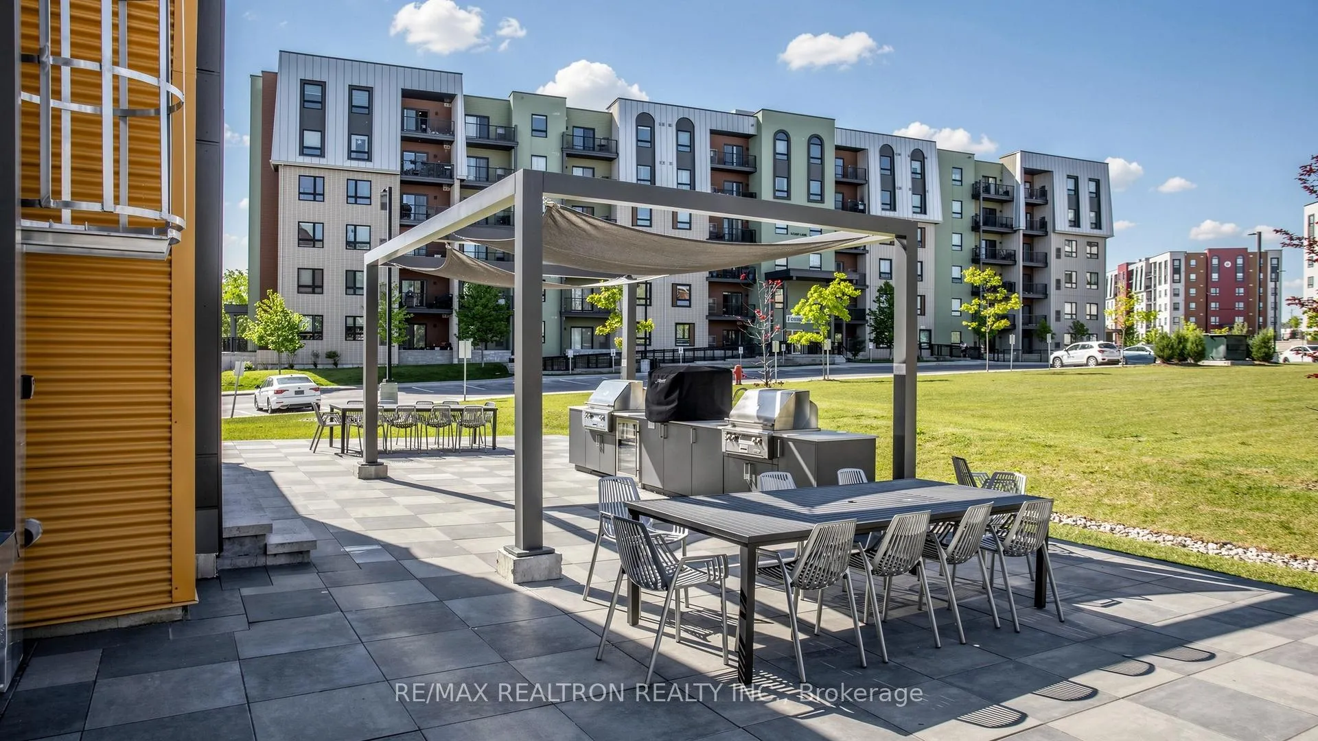 Photo 35 of Unit 408, 10 Culinary Lane, Barrie, Rural Barrie Southeast — HOMEH