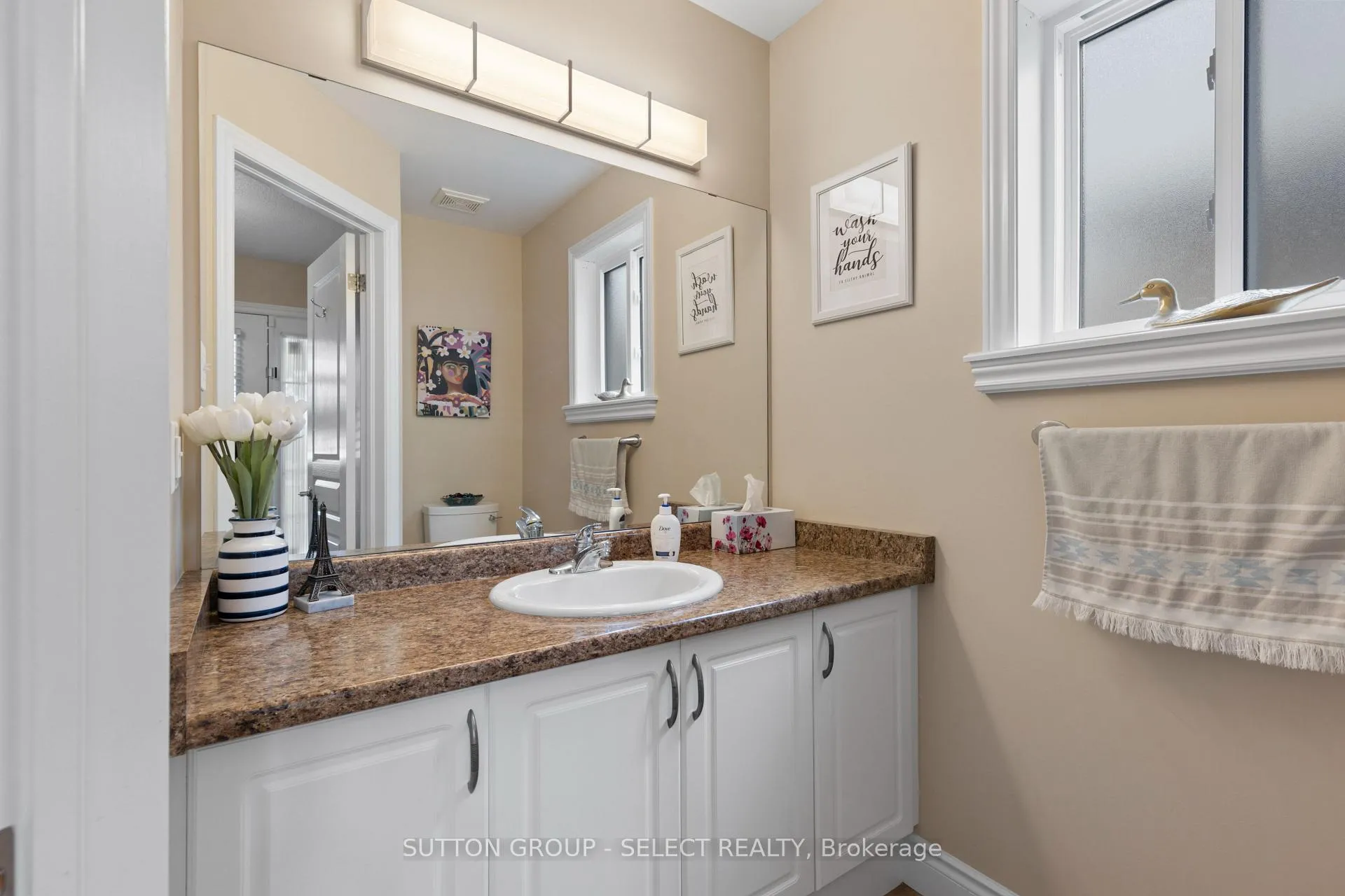 Photo 5 of 1741 Stackhouse Avenue, London, North C — HOMEH