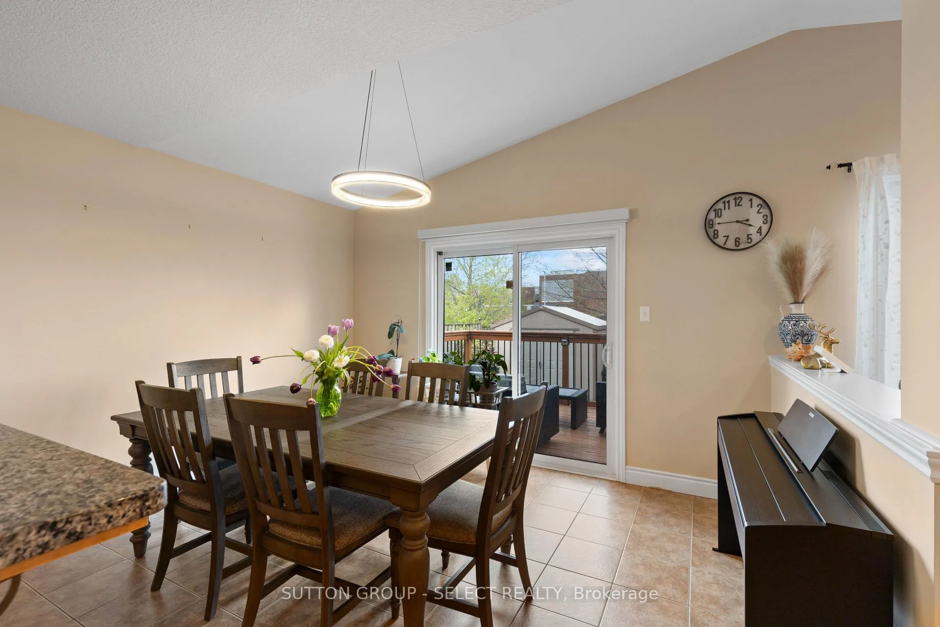 Photo 15 of 1741 Stackhouse Avenue, London, North C — HOMEH