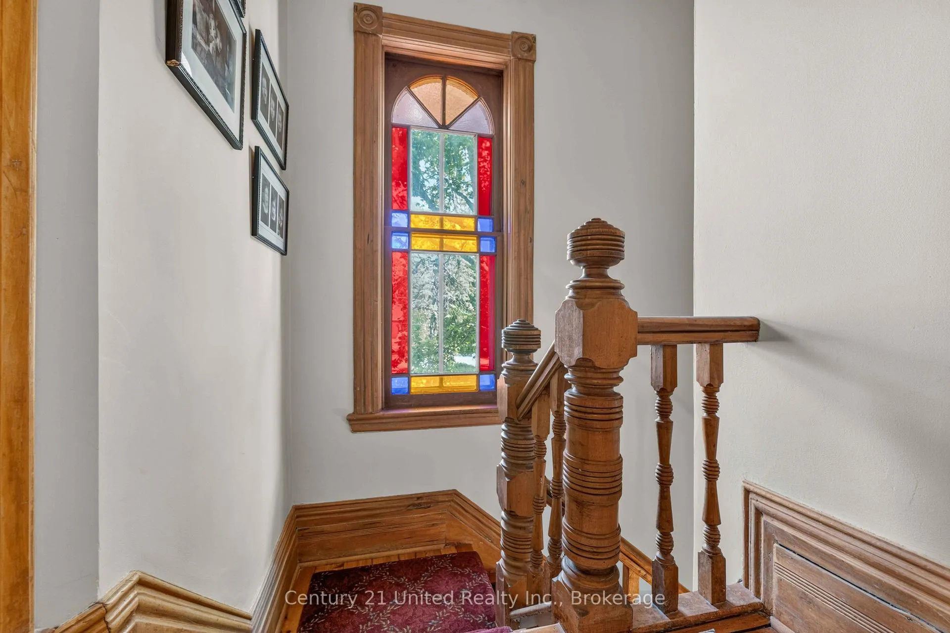 Photo 20 of 186 Aberdeen Avenue, Peterborough, Northcrest Ward 5 — HOMEH