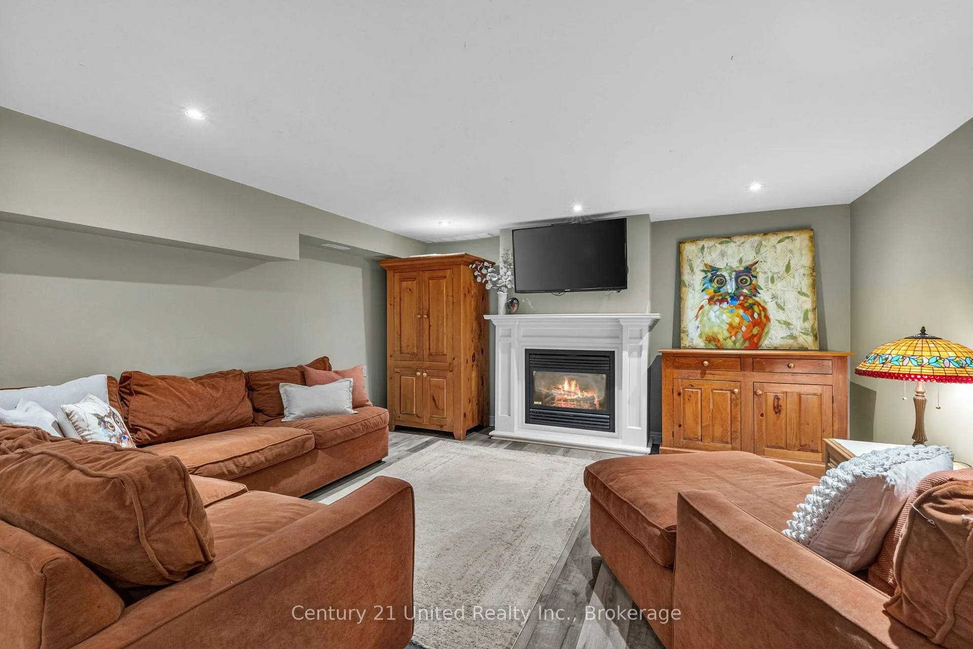 Photo 35 of 186 Aberdeen Avenue, Peterborough, Northcrest Ward 5 — HOMEH