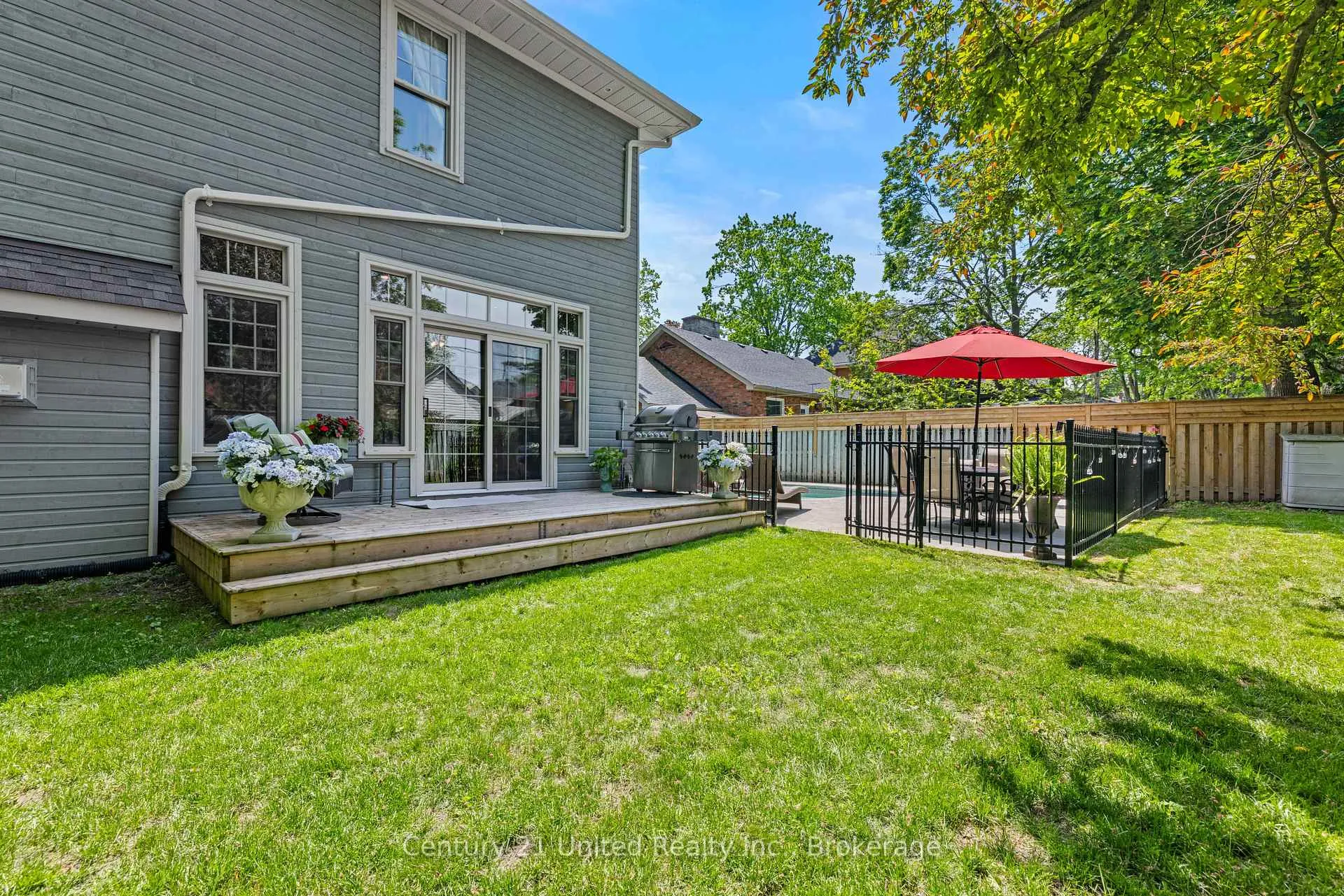 Photo 38 of 186 Aberdeen Avenue, Peterborough, Northcrest Ward 5 — HOMEH