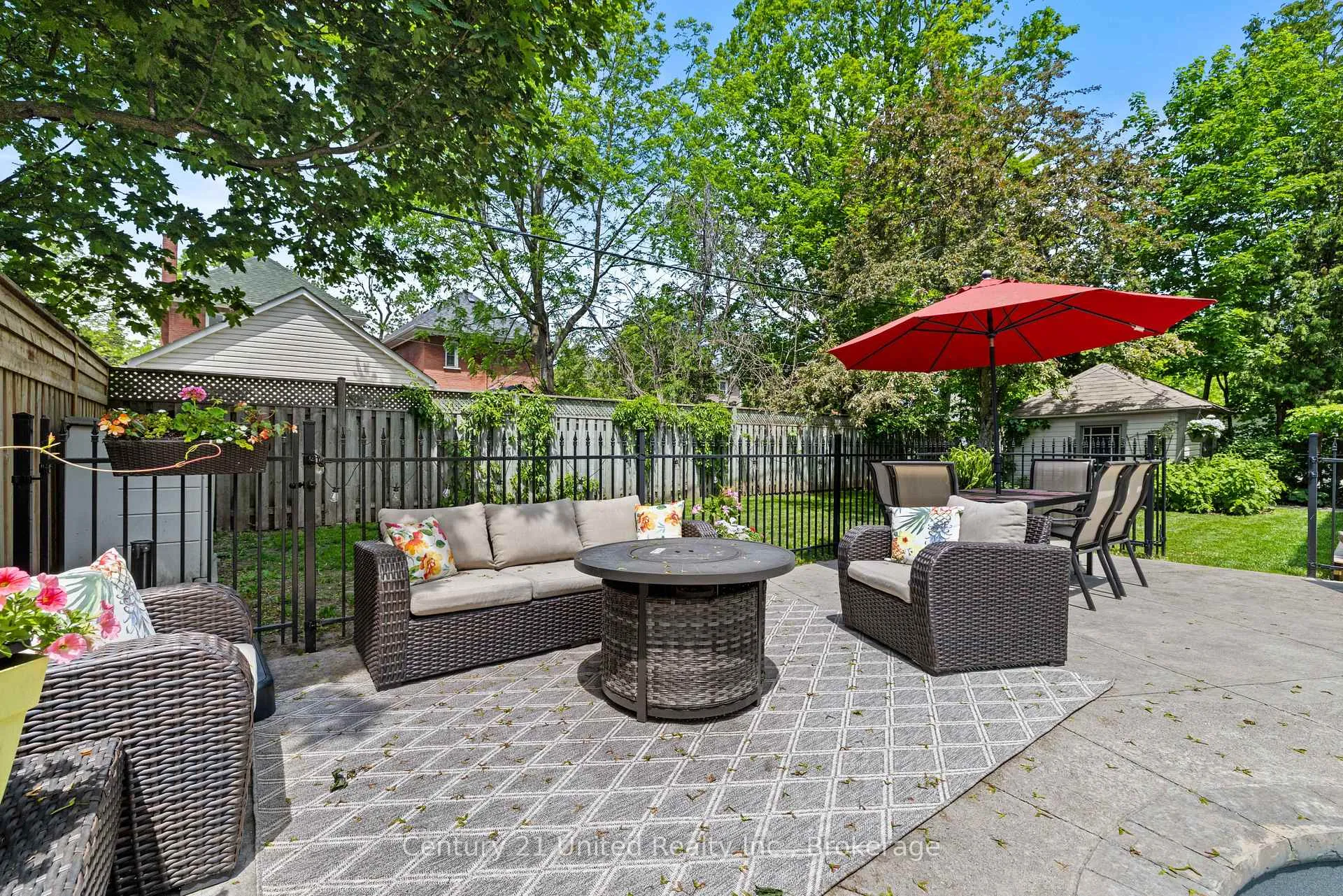 Photo 40 of 186 Aberdeen Avenue, Peterborough, Northcrest Ward 5 — HOMEH