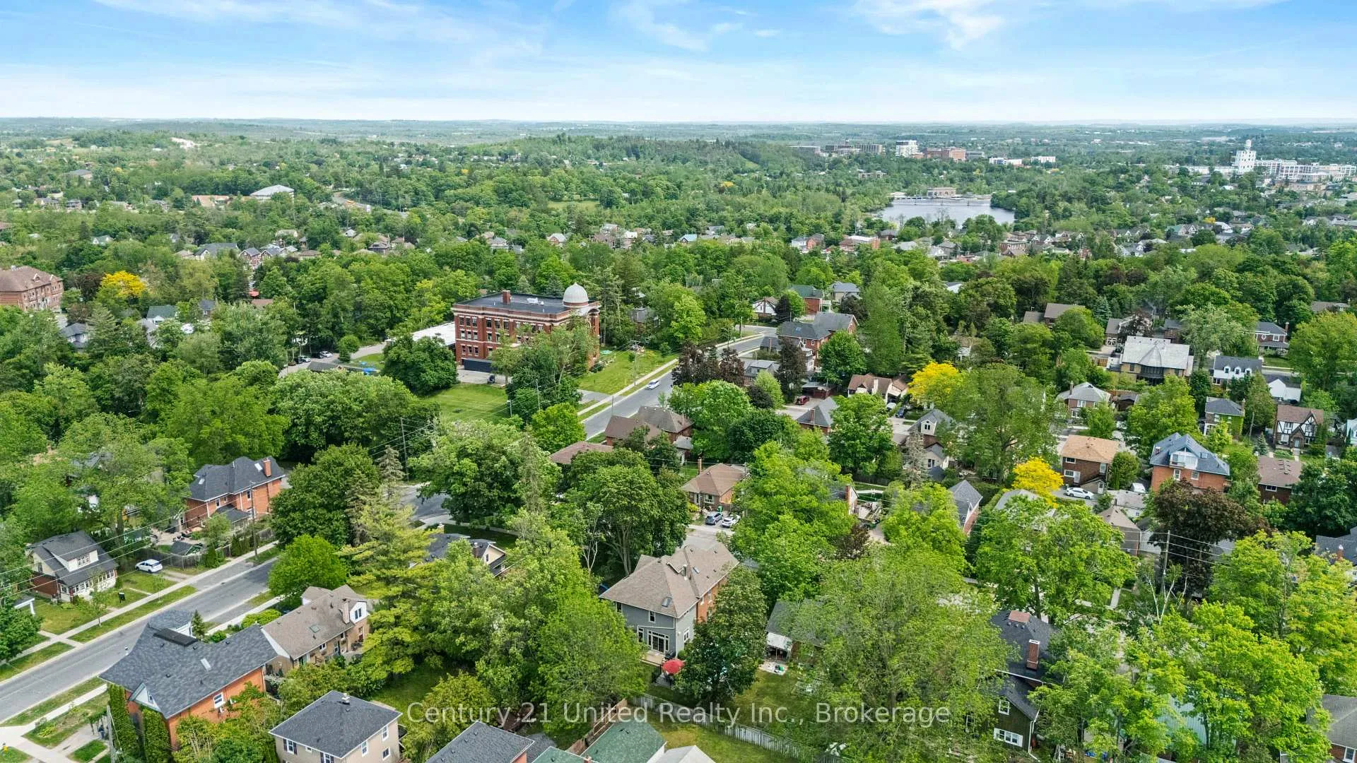 Photo 43 of 186 Aberdeen Avenue, Peterborough, Northcrest Ward 5 — HOMEH