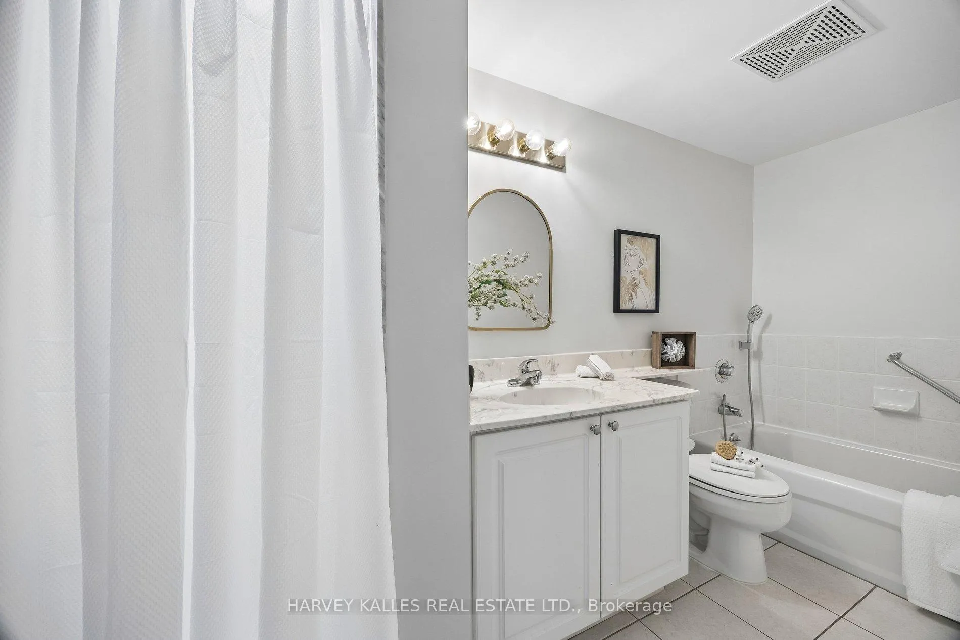 Photo 25 of Unit 302, 745 New Westminster Drive, Vaughan, Brownridge — HOMEH