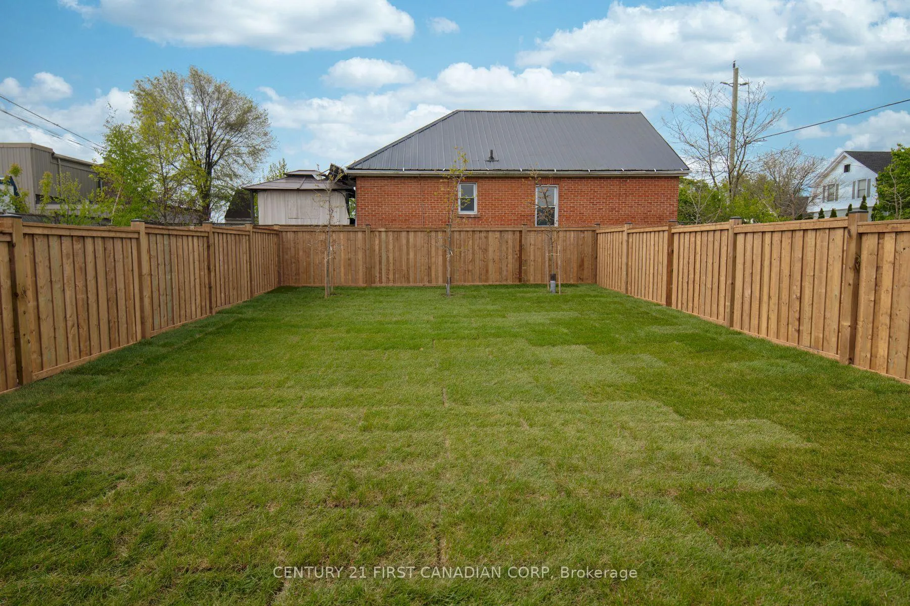 Photo 31 of 5 Briscoe Street W, London, South E — HOMEH