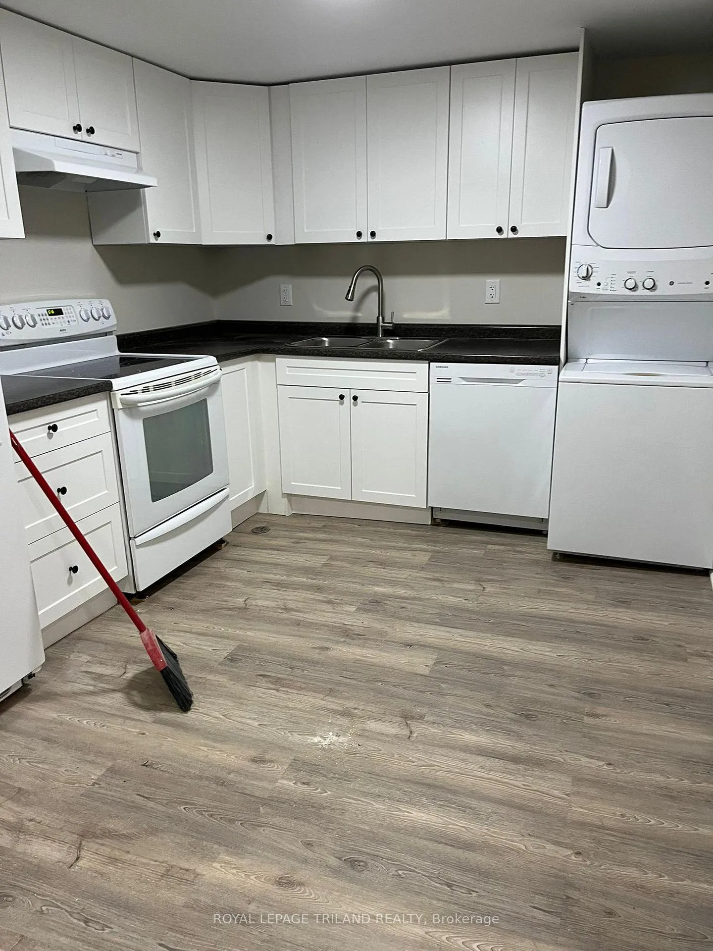Photo 3 of Unit BASEMENT, 130 Nicholas Crescent, London, South X — HOMEH