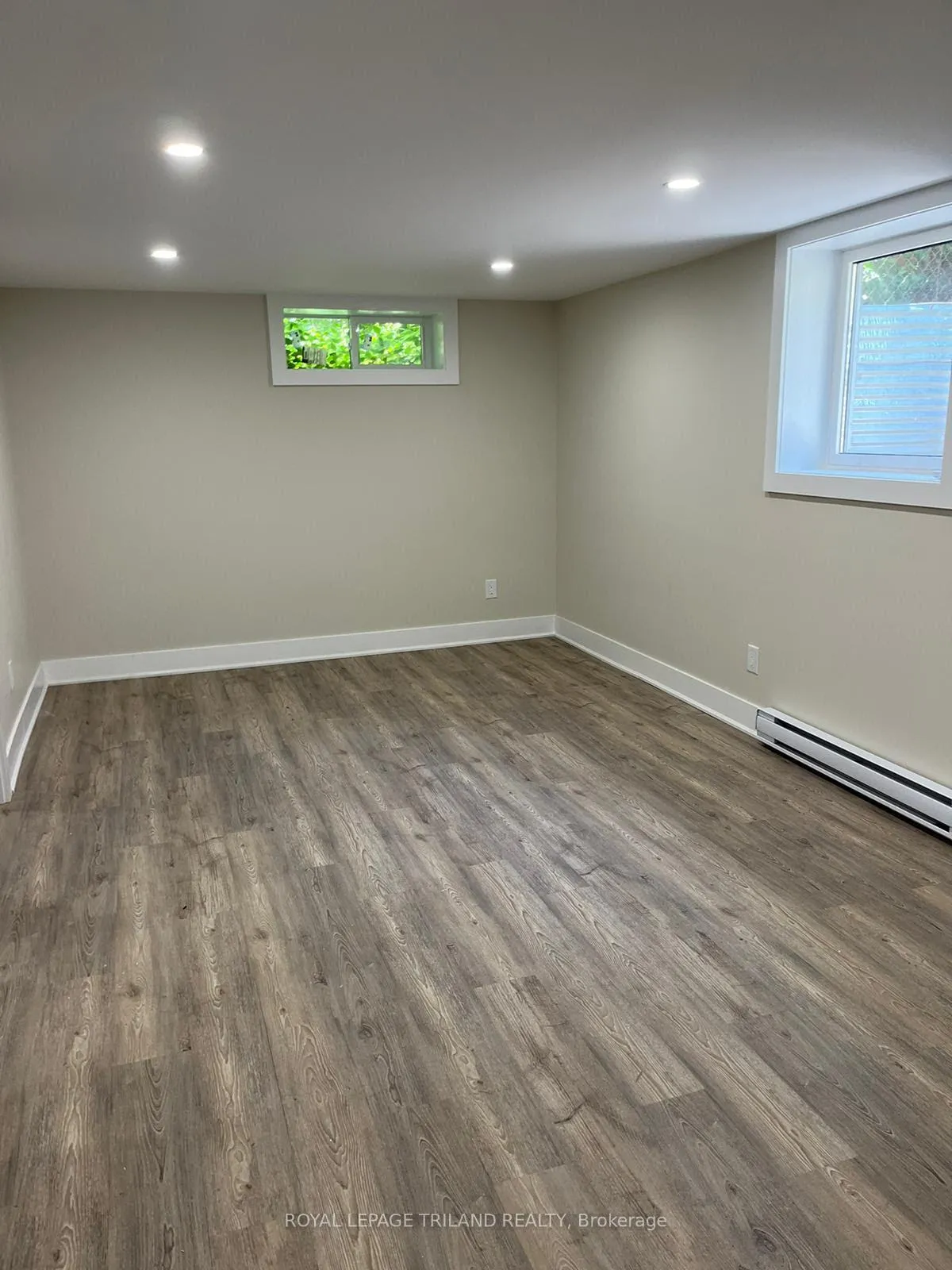 Photo 7 of Unit BASEMENT, 130 Nicholas Crescent, London, South X — HOMEH