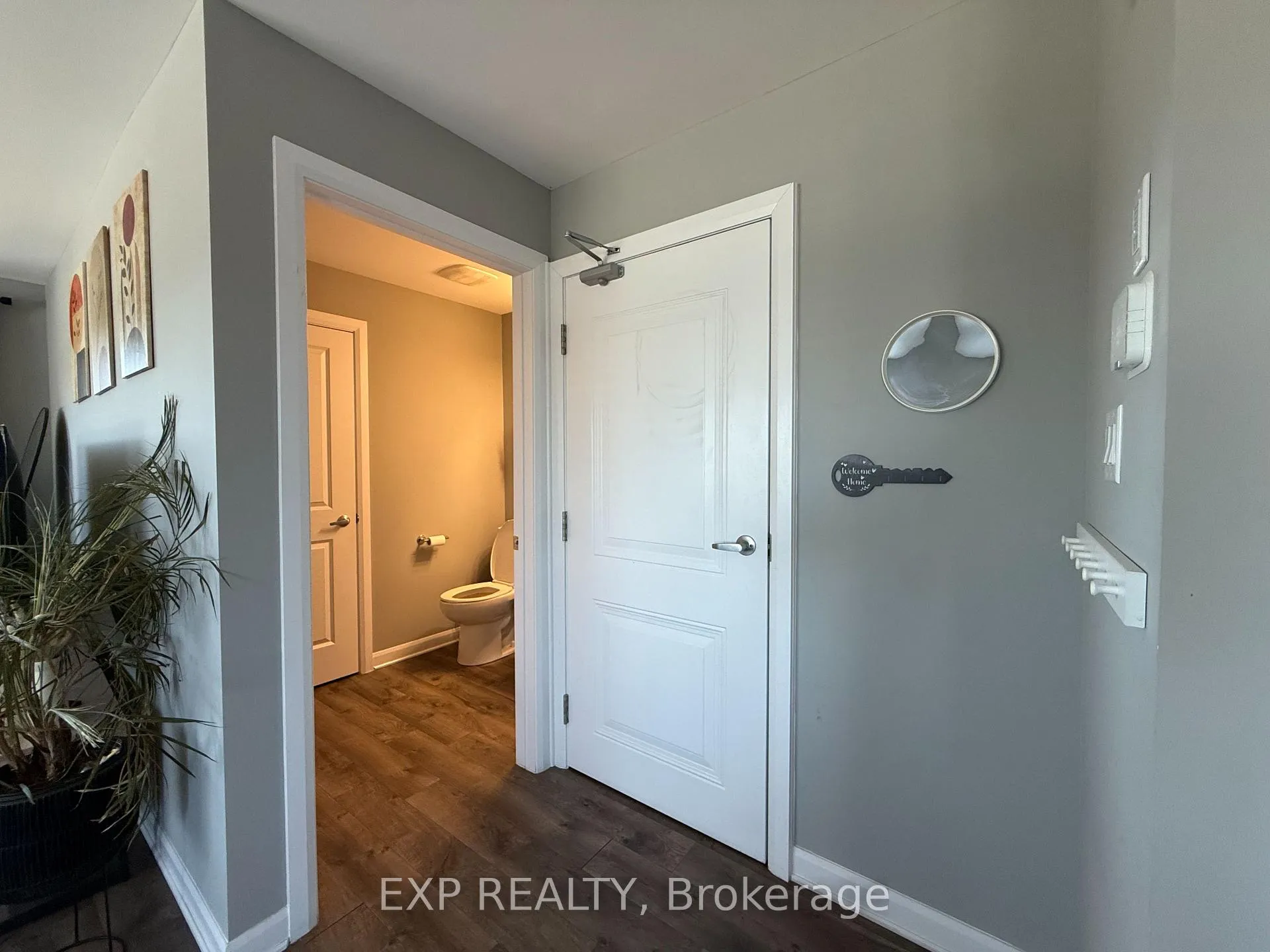 Photo 3 of Unit B, 512 Decoeur Drive, Ottawa, Avalon West — HOMEH