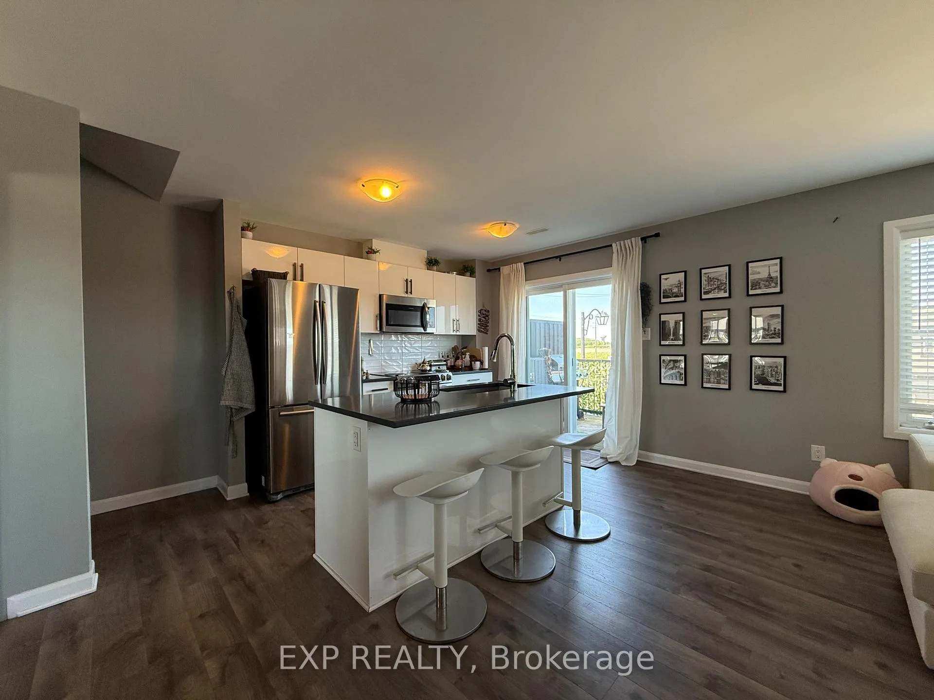 Photo 9 of Unit B, 512 Decoeur Drive, Ottawa, Avalon West — HOMEH