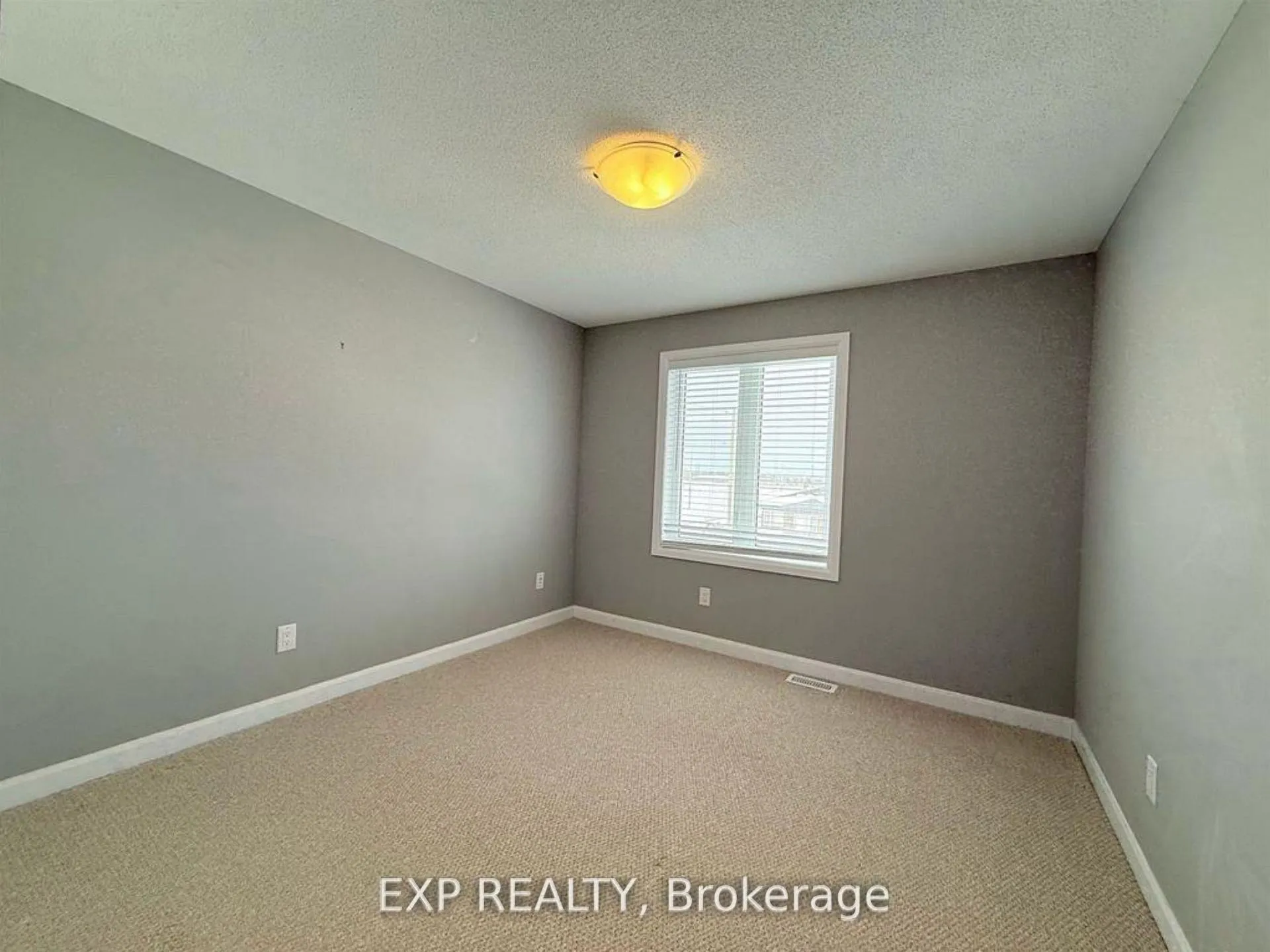 Photo 18 of Unit B, 512 Decoeur Drive, Ottawa, Avalon West — HOMEH