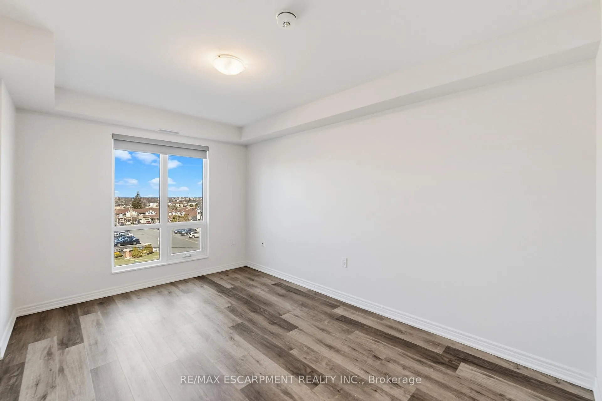 Photo 8 of Unit 302, 2750 King Street E, Hamilton, Gershome — HOMEH