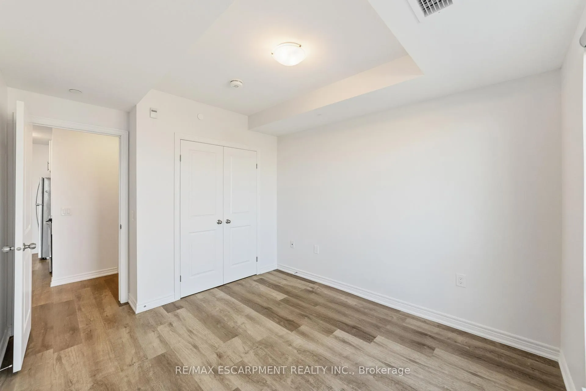 Photo 11 of Unit 302, 2750 King Street E, Hamilton, Gershome — HOMEH